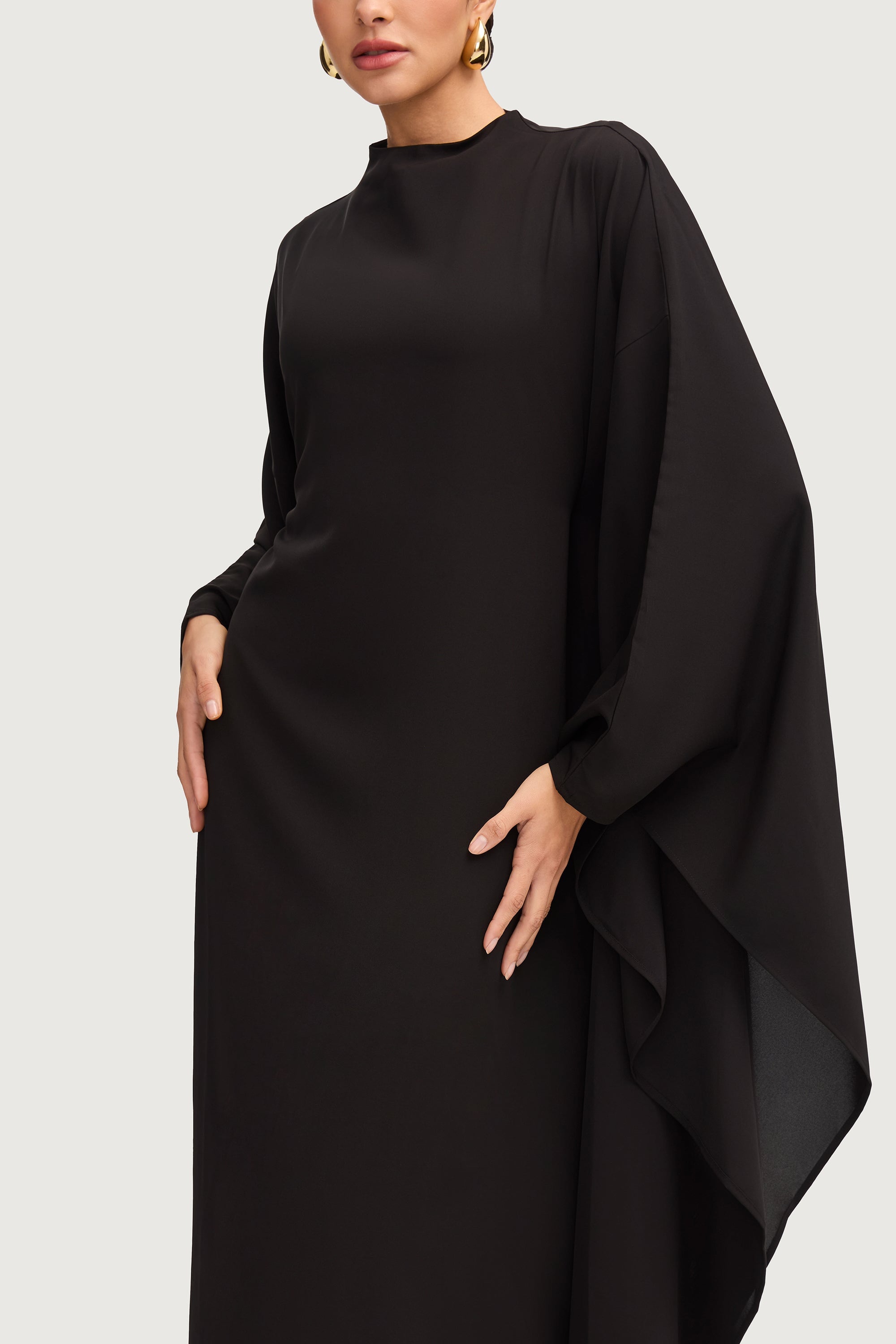Amira Butterfly Inner Tie Abaya - Black Abayas Veiled