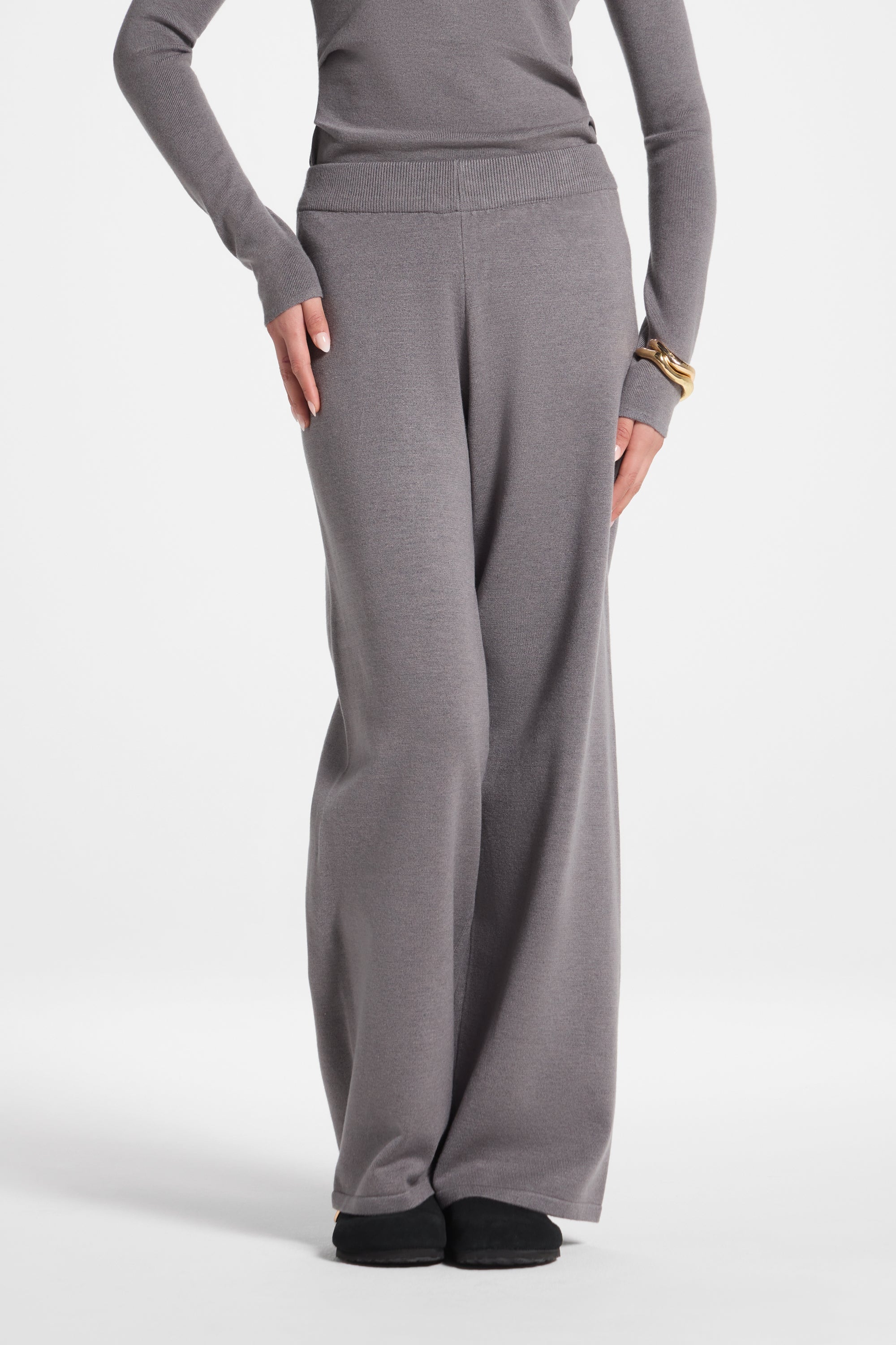 Asymmetric Knit Top & Pants Set - Charcoal Abayas Veiled