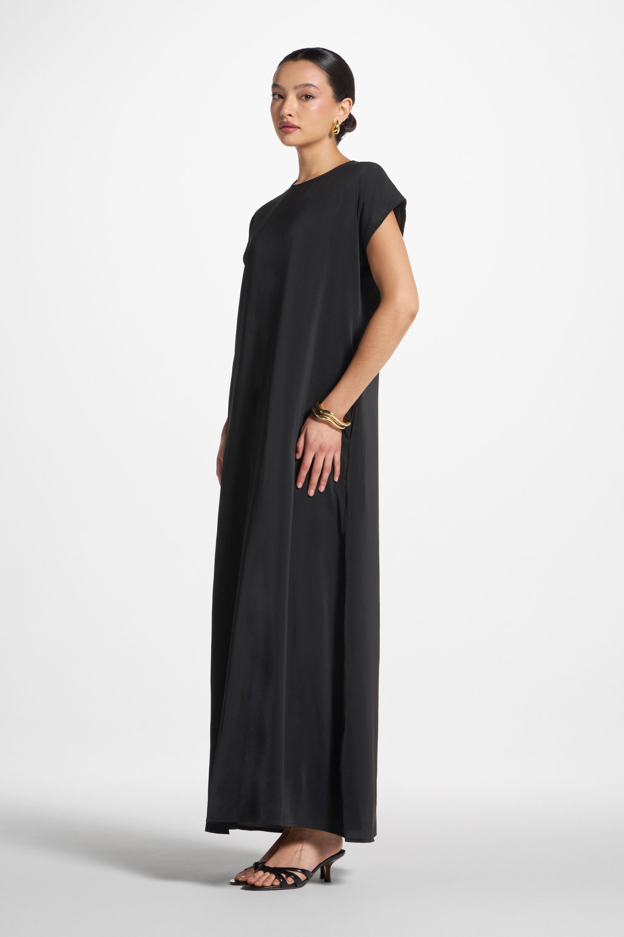 Baby Sleeve Inner Maxi Dress - Black Abayas Veiled