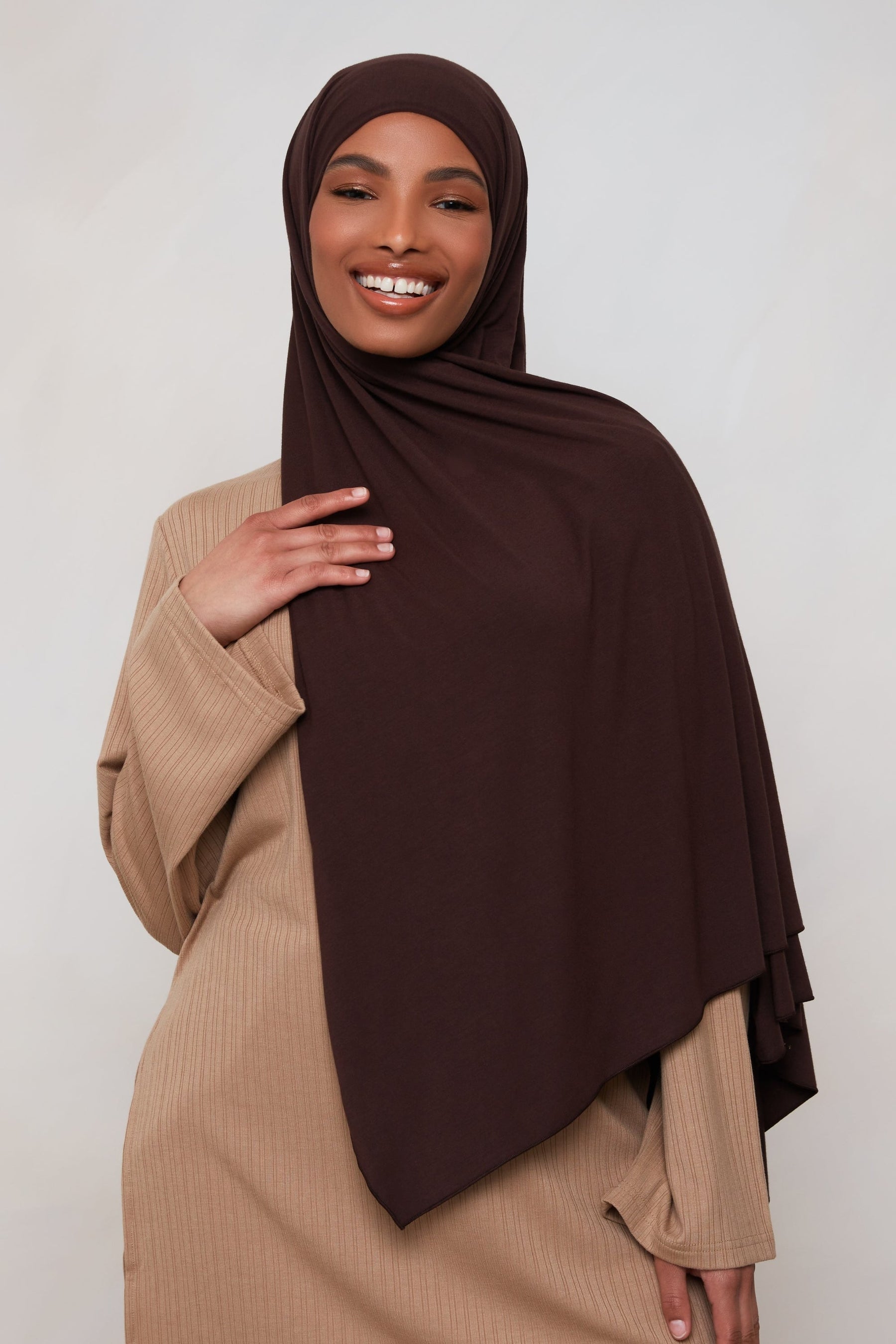 Bamboo Jersey Hijab - Chocolate Plum saigonodysseyhotel 