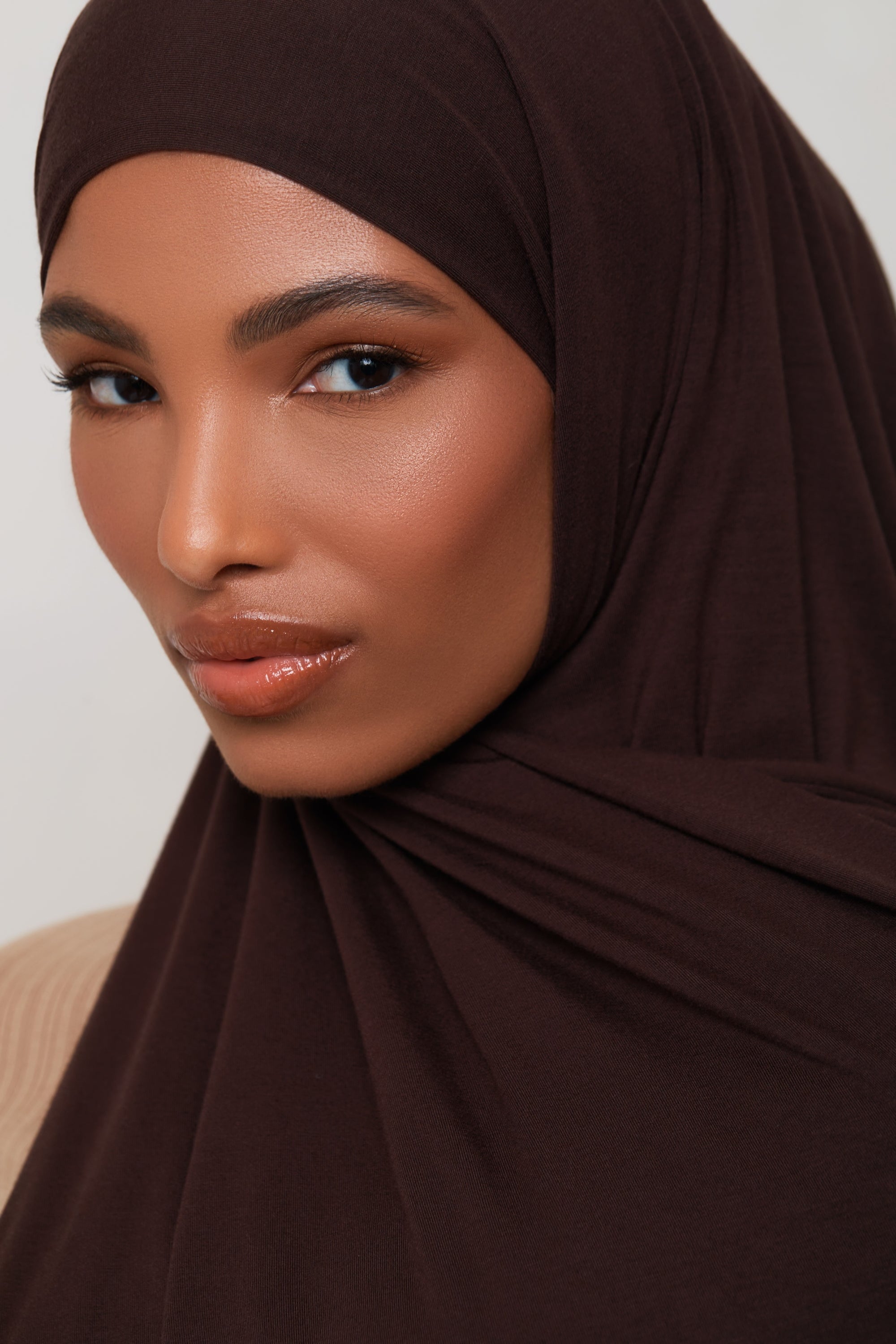 Bamboo Jersey Hijab - Chocolate Plum Veiled