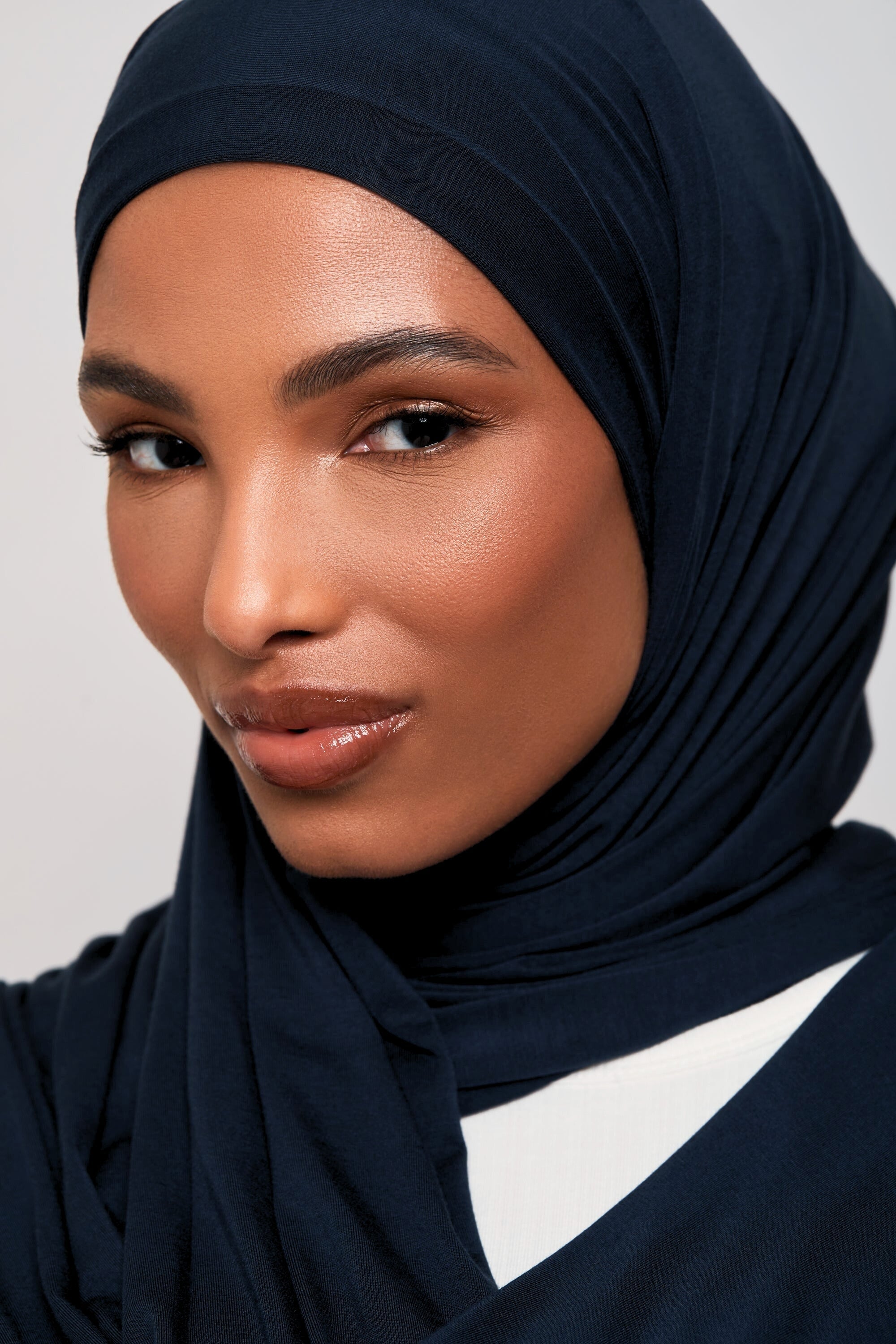 Bamboo Jersey Hijab - Navy Hijabs Veiled