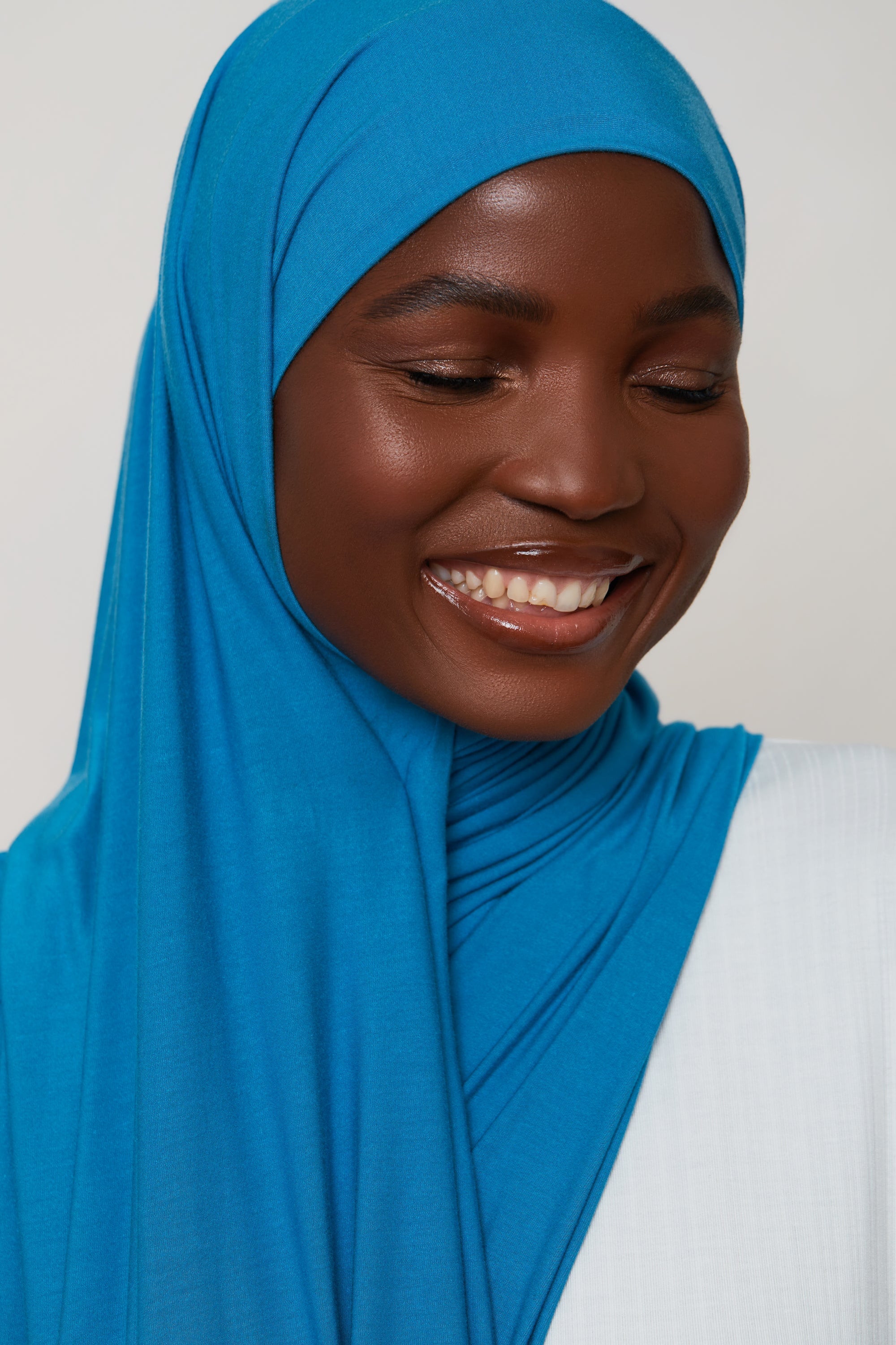 Bamboo Jersey Hijab - Sea of Belize Veiled