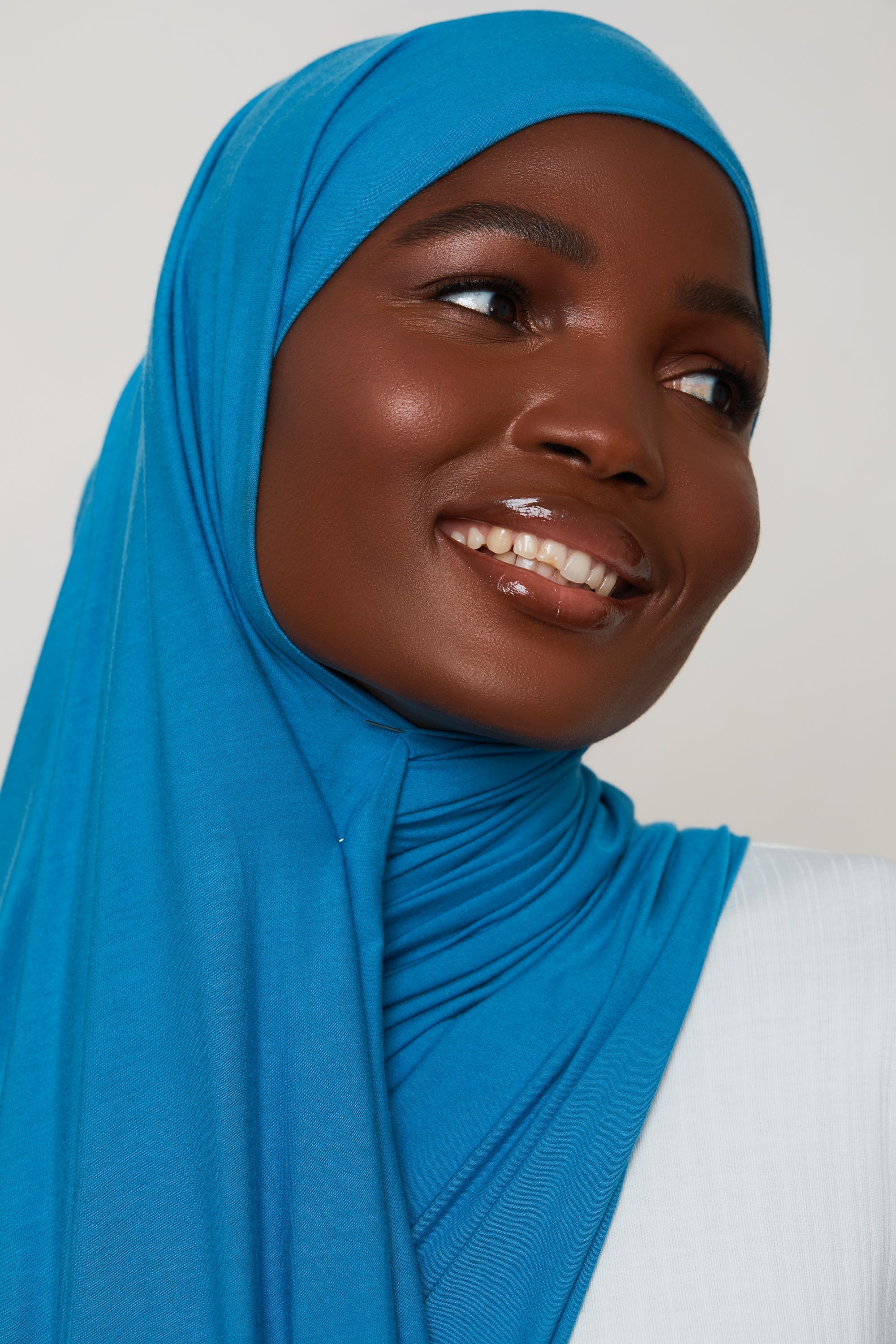 Bamboo Jersey Hijab - Sea of Belize Veiled