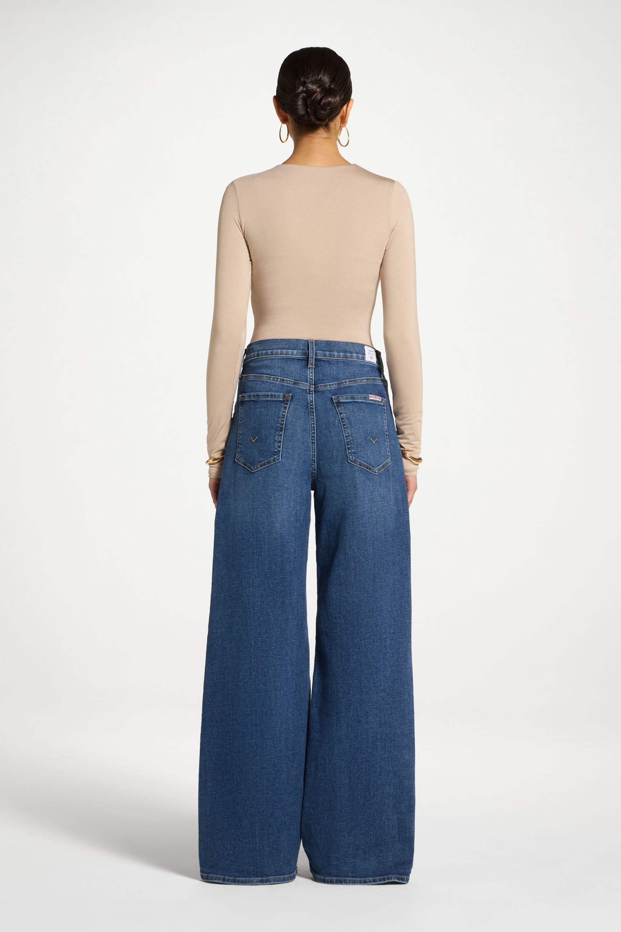 Bamboo Long Sleeve Bodysuit - Taupe Abayas Veiled