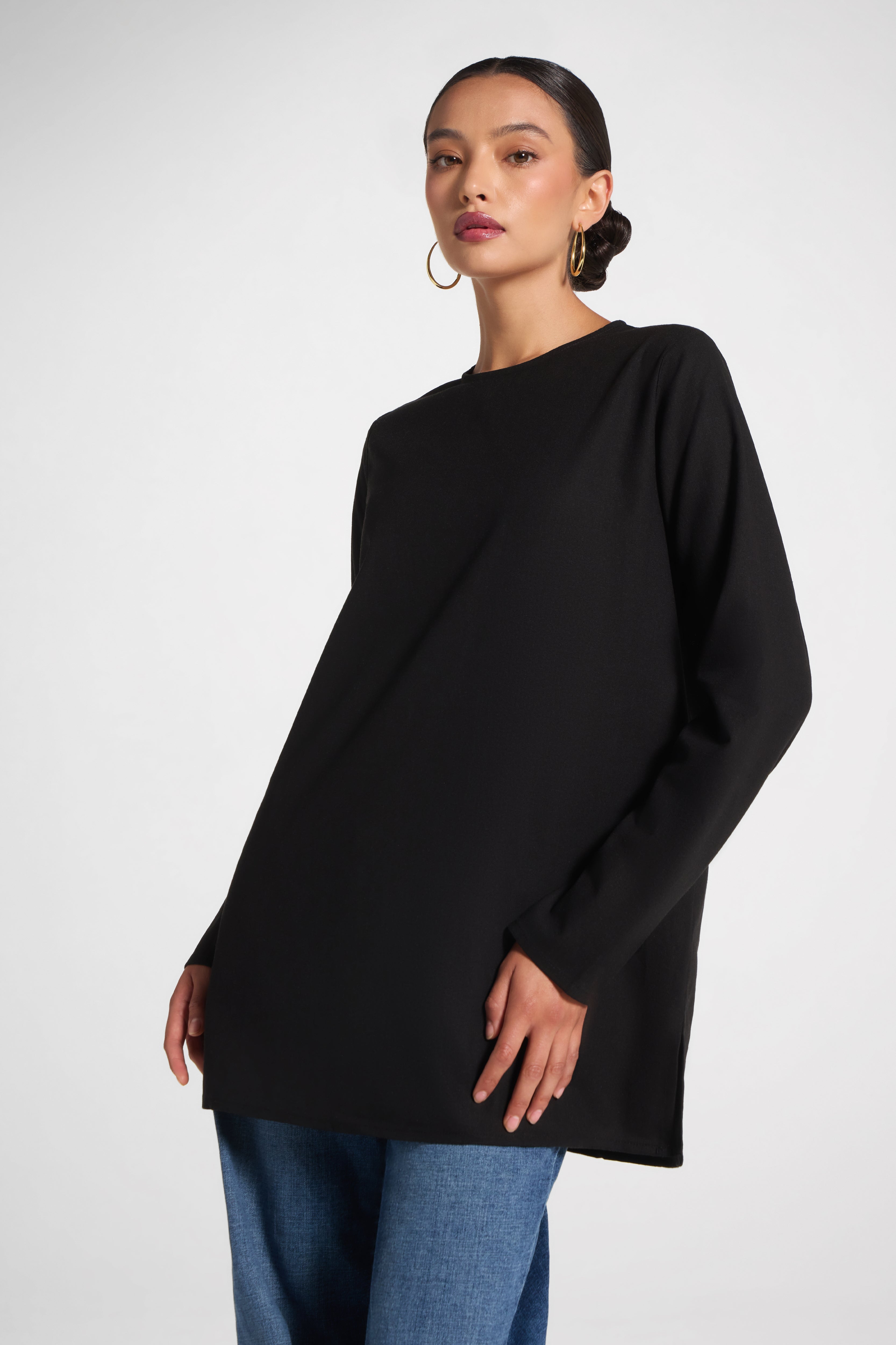 Basic Cotton Linen Long Sleeve Top - Black Top Veiled