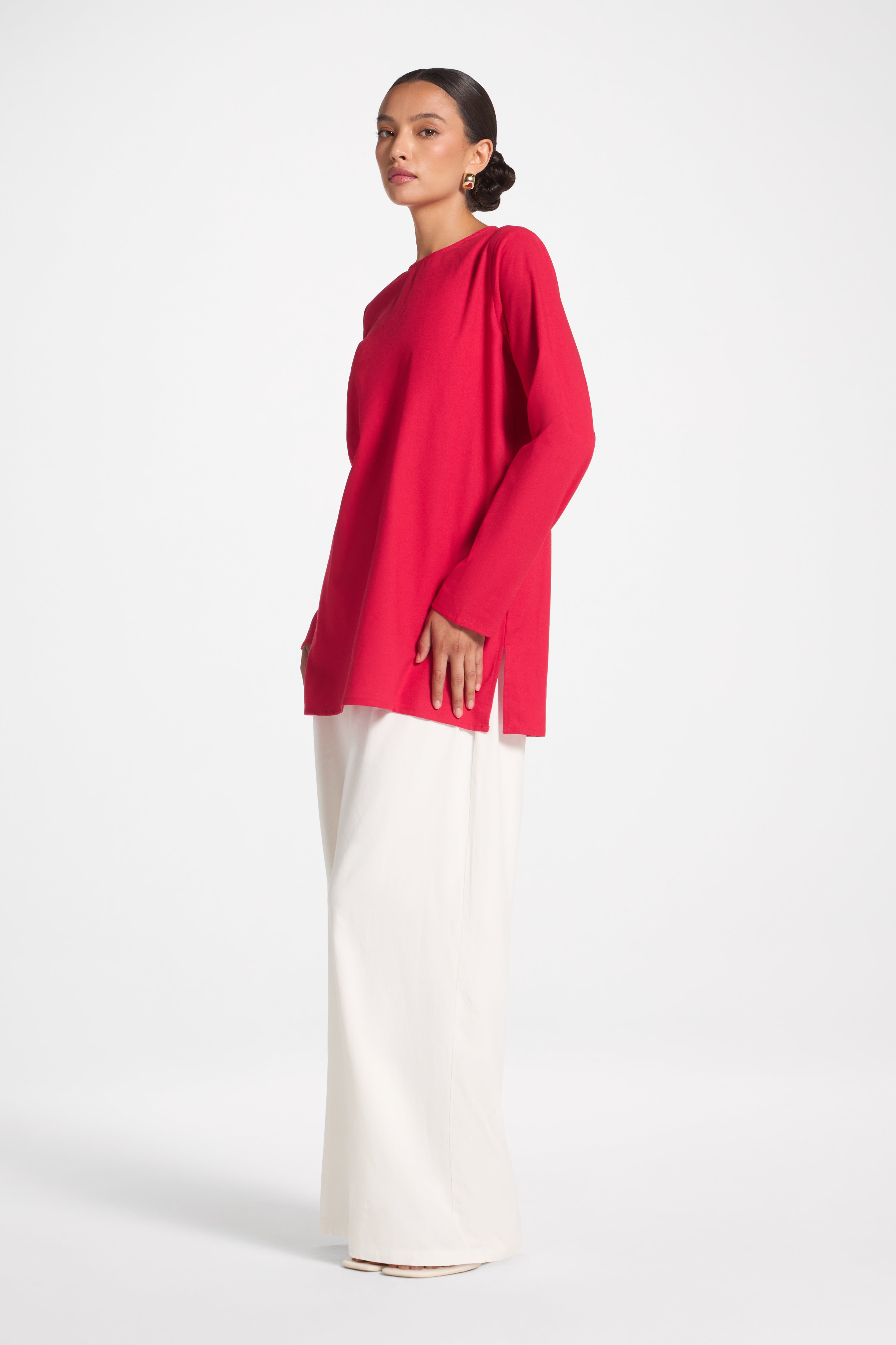 Basic Cotton Linen Long Sleeve Top - Strawberry Top Veiled