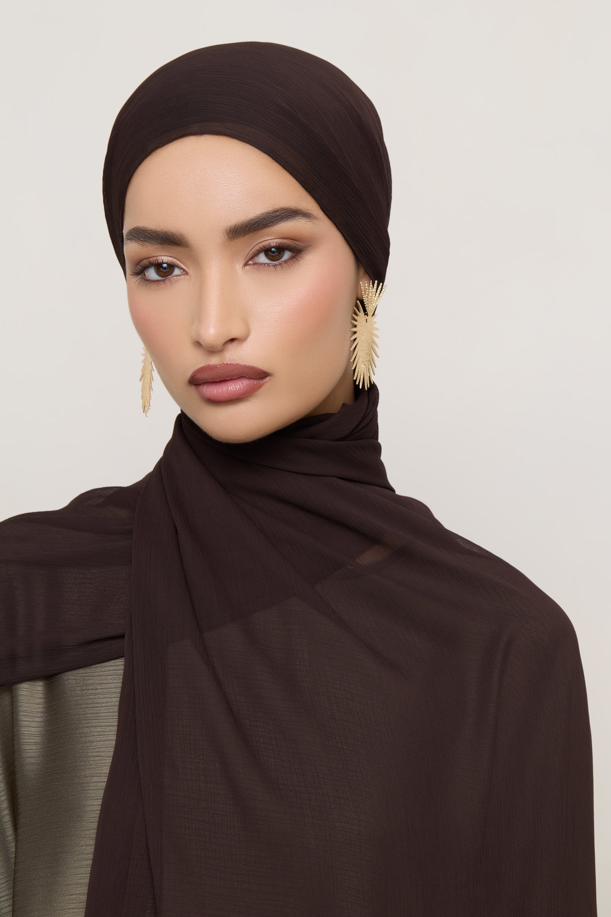 Chiffon Crinkle Hijab - Espresso Hijabs Veiled