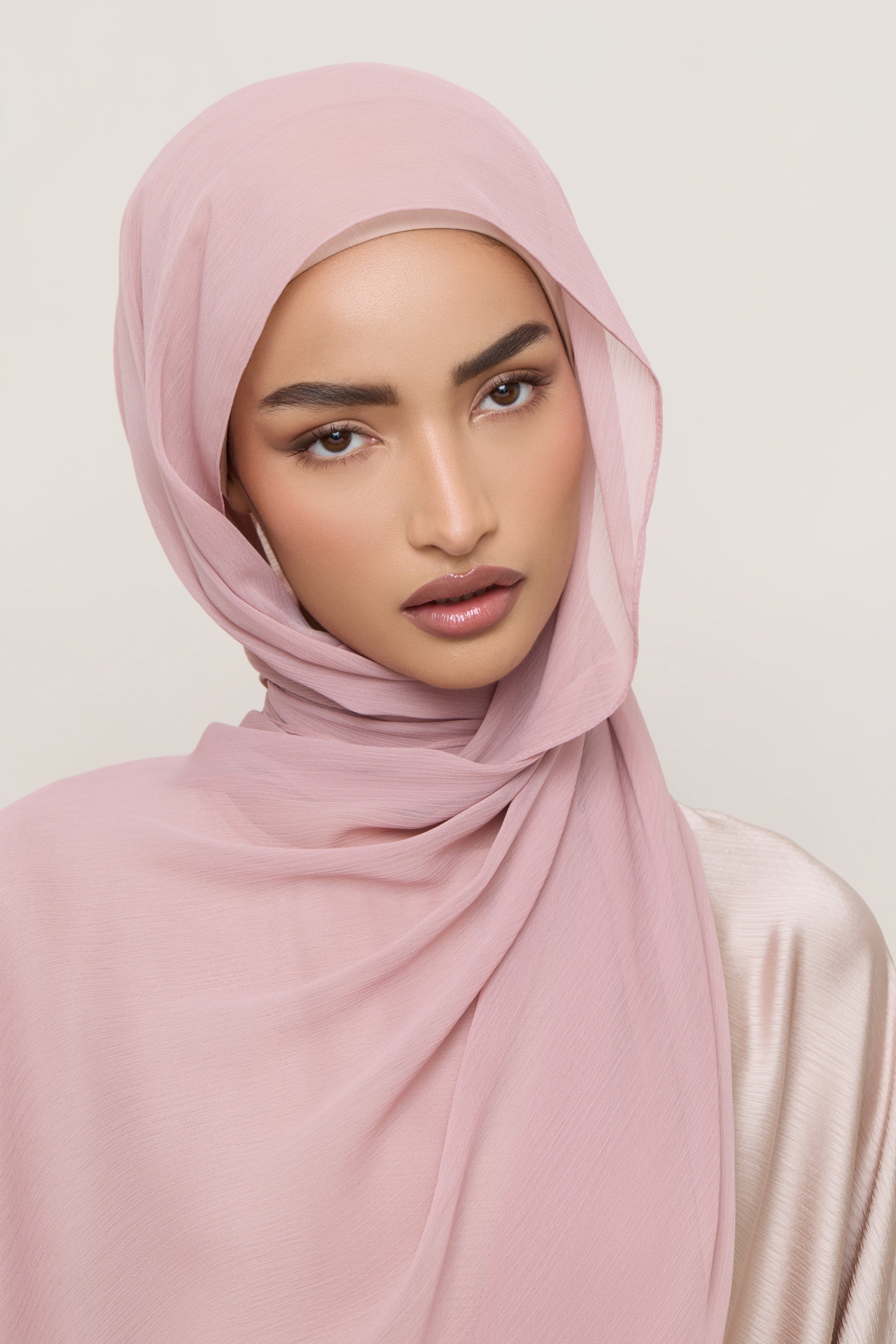 Chiffon Crinkle Hijab - Milky Pink Hijabs Veiled