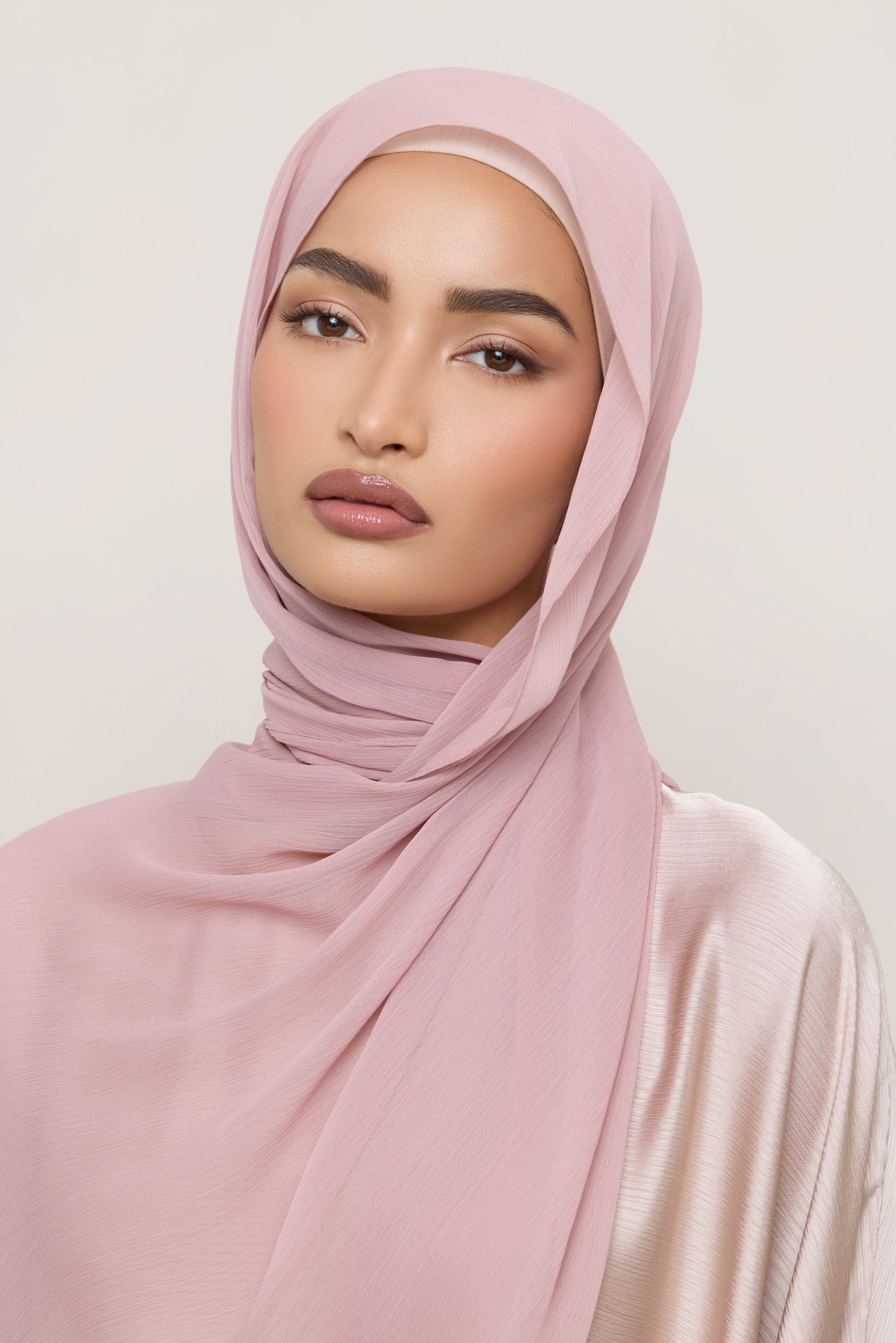 Chiffon Crinkle Hijab - Milky Pink Hijabs Veiled
