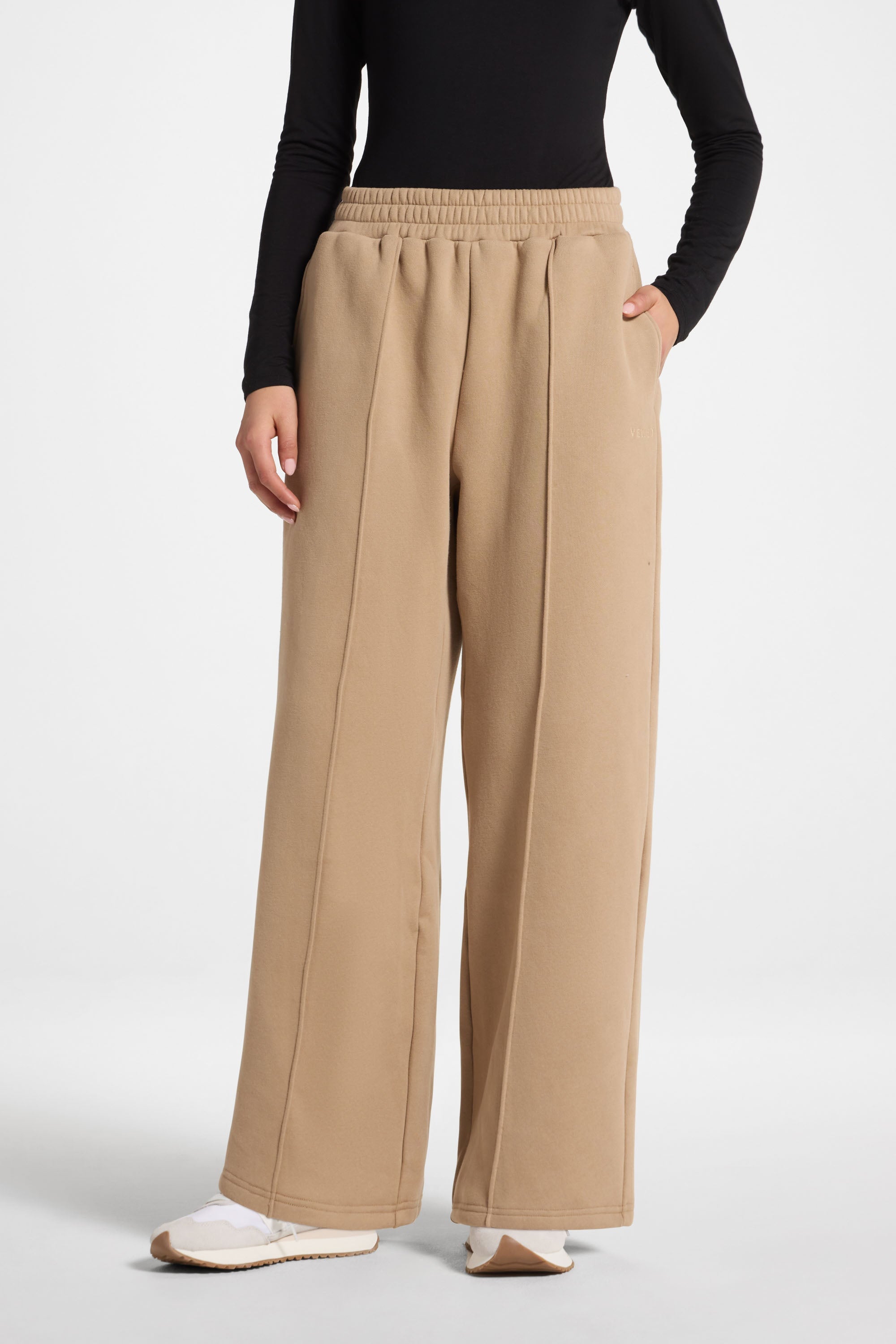 Cotton Pintuck Wide Leg Sweatpants - Mocha Abayas Veiled
