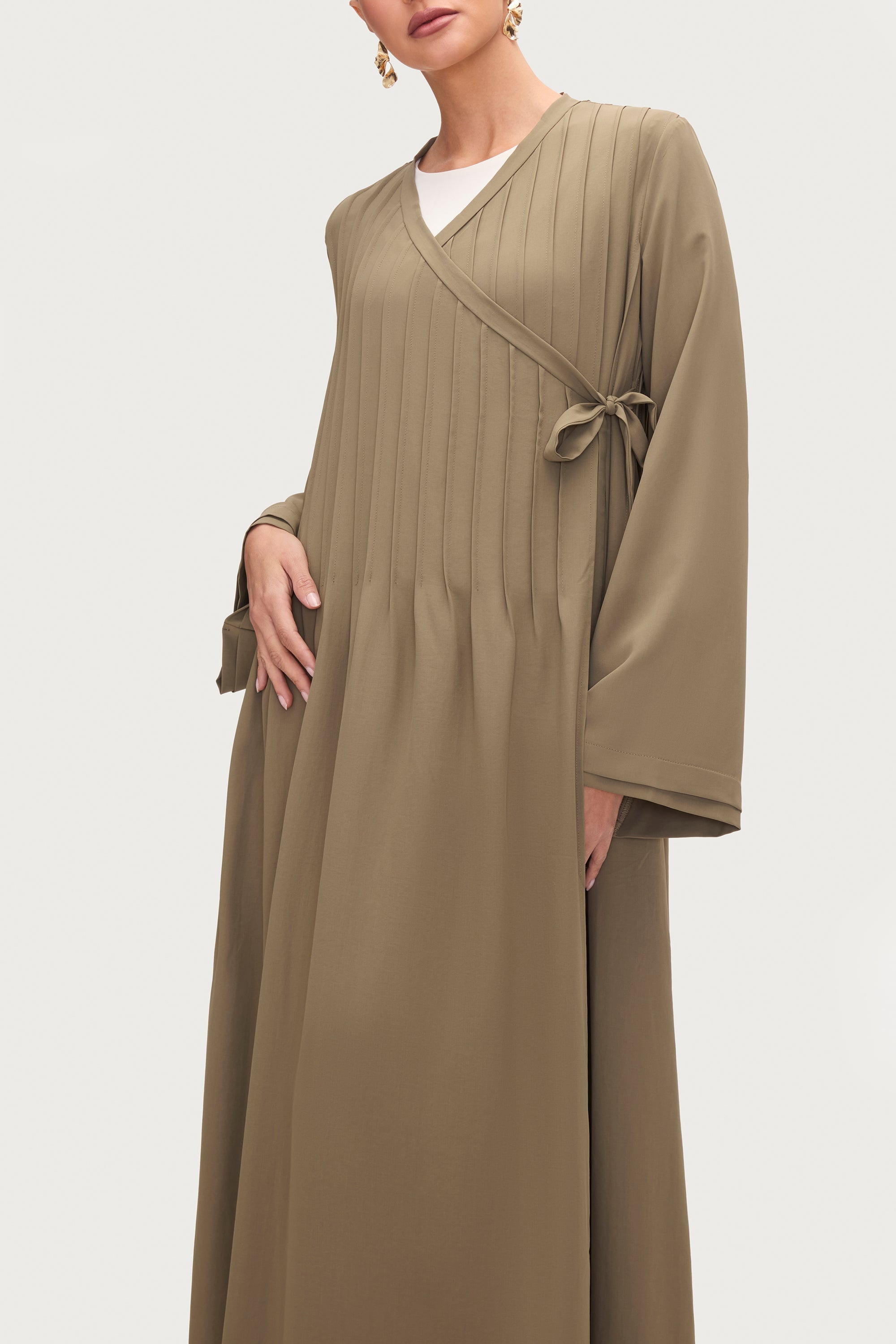 Dania Crossover Tie Open Abaya -Za'atar Abayas Veiled