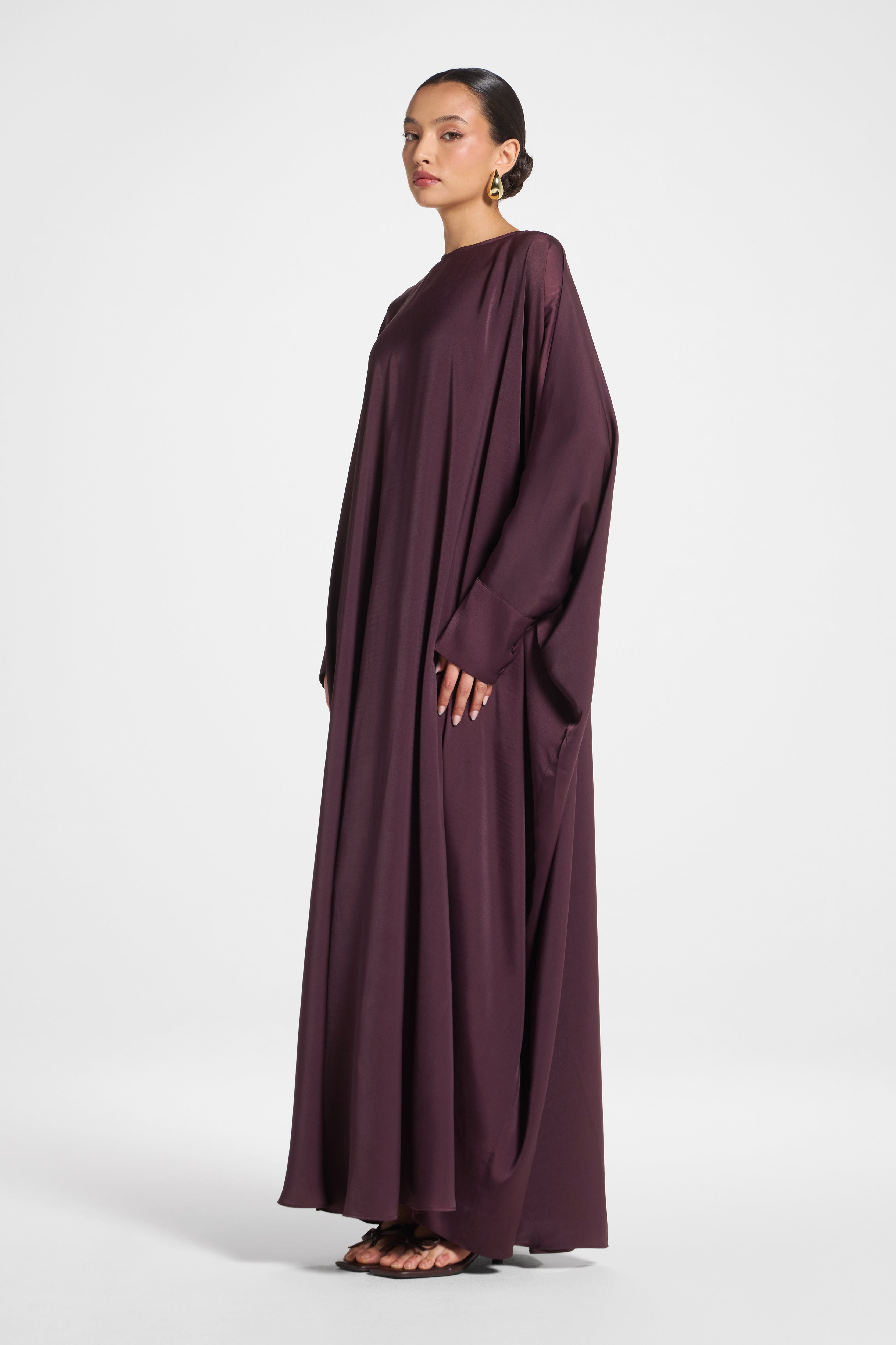 Dina Abaya - Deep Plum Abayas Veiled