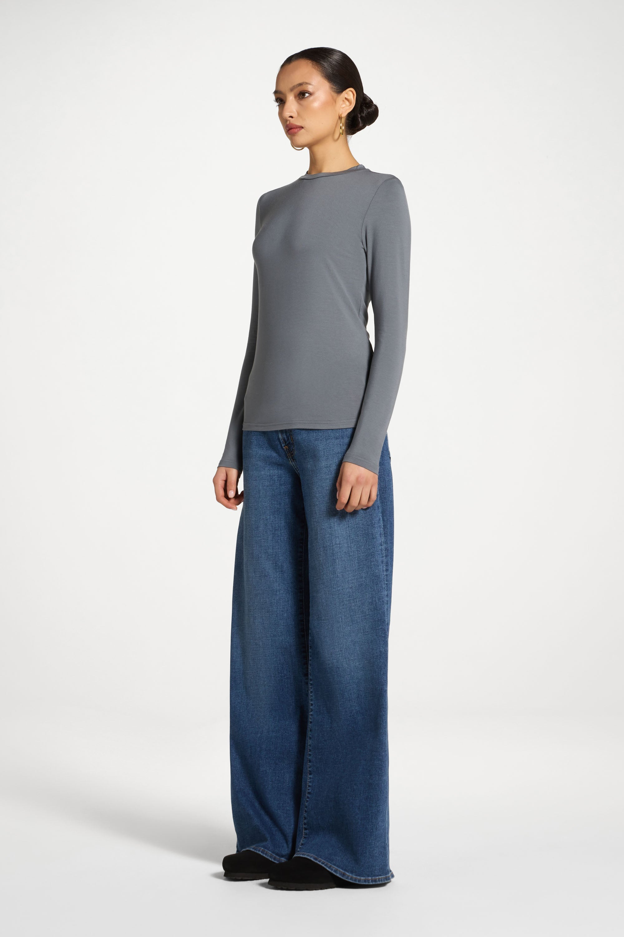 Essential Bamboo Long Sleeve Top - Iron Abayas Veiled