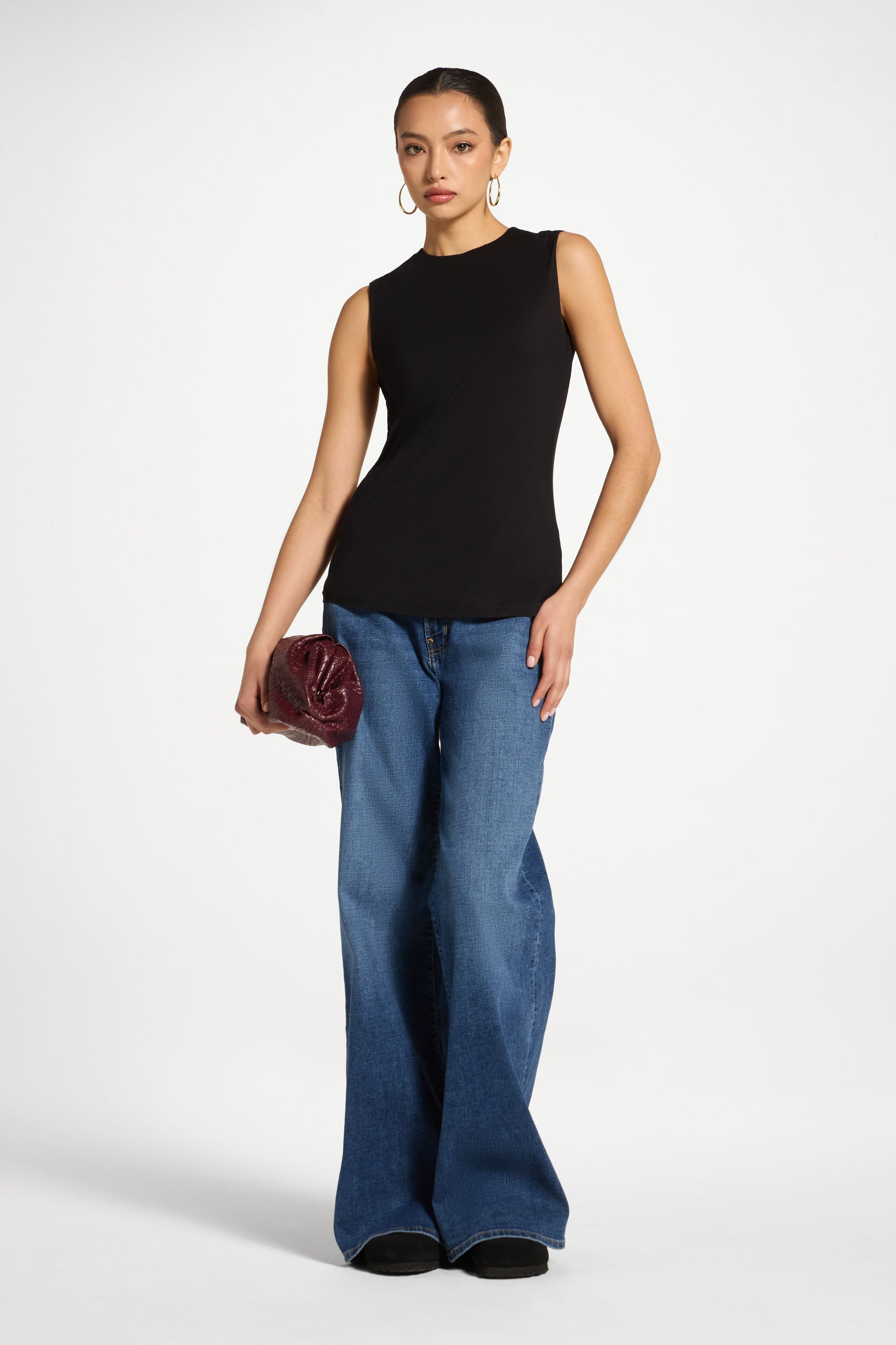 Essential Bamboo Tank Top - Black Abayas Veiled