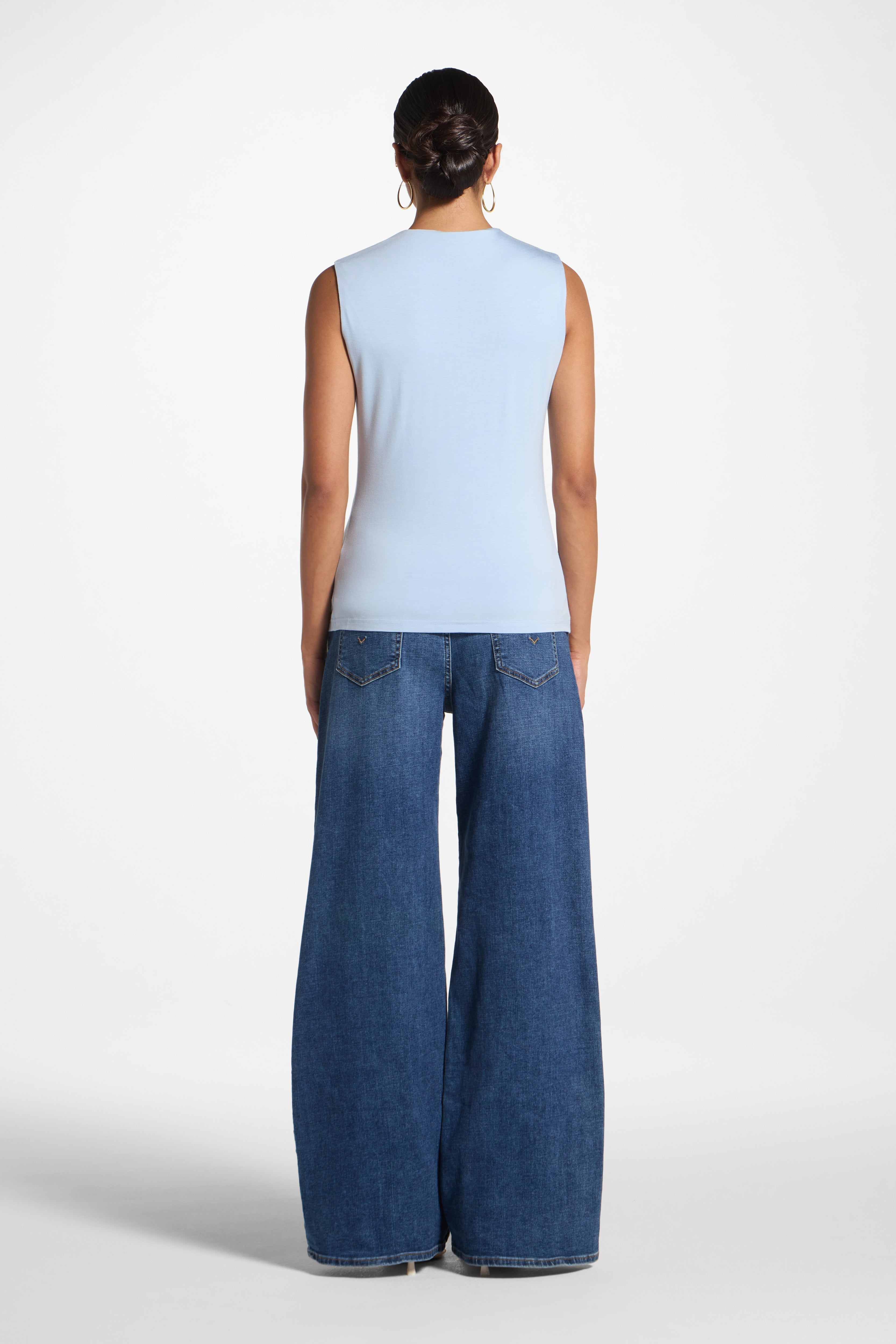 Essential Bamboo Tank Top - Sky Abayas Veiled