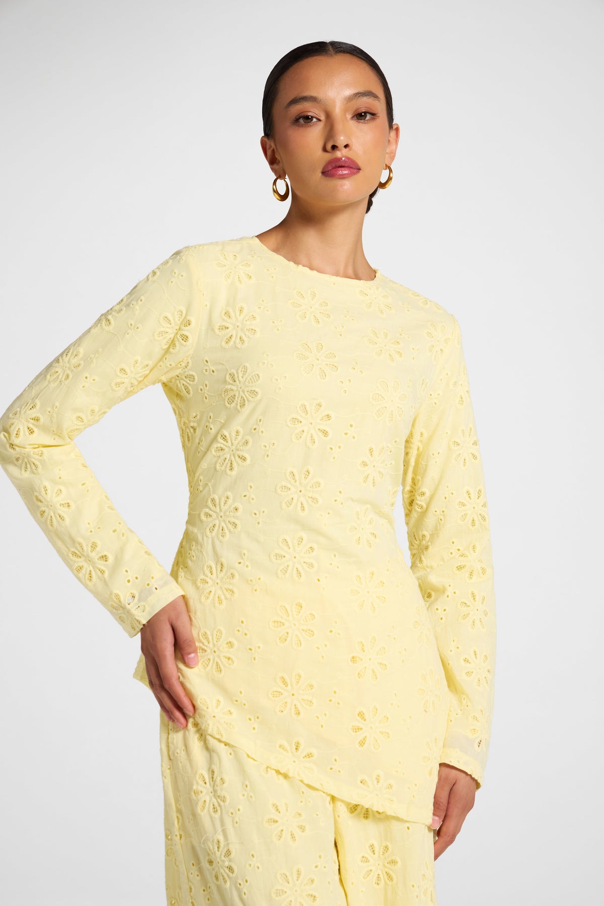 Eyelet Asymmetric Top - Anise Flower Top Veiled
