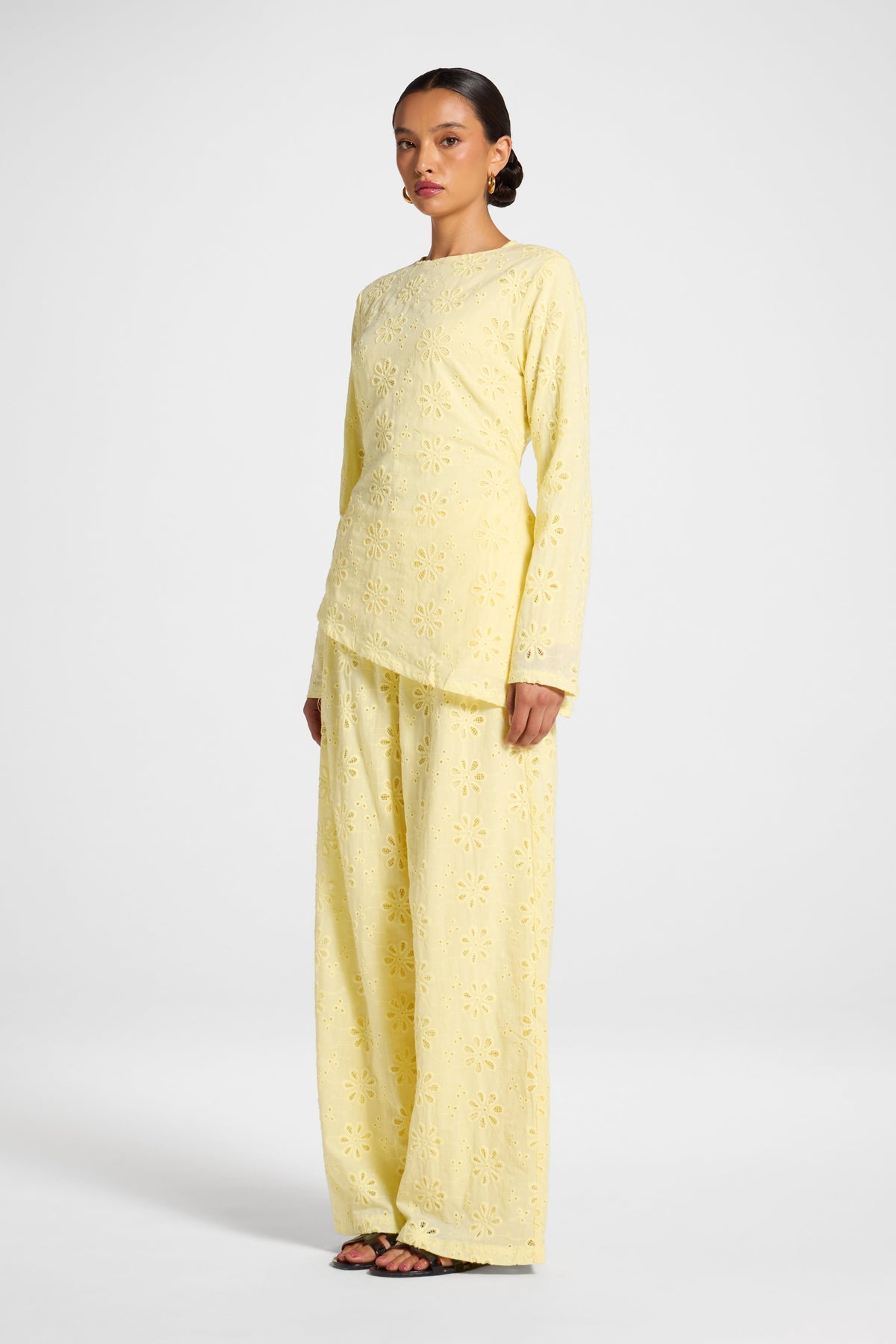 Eyelet Asymmetric Top - Anise Flower Top Veiled