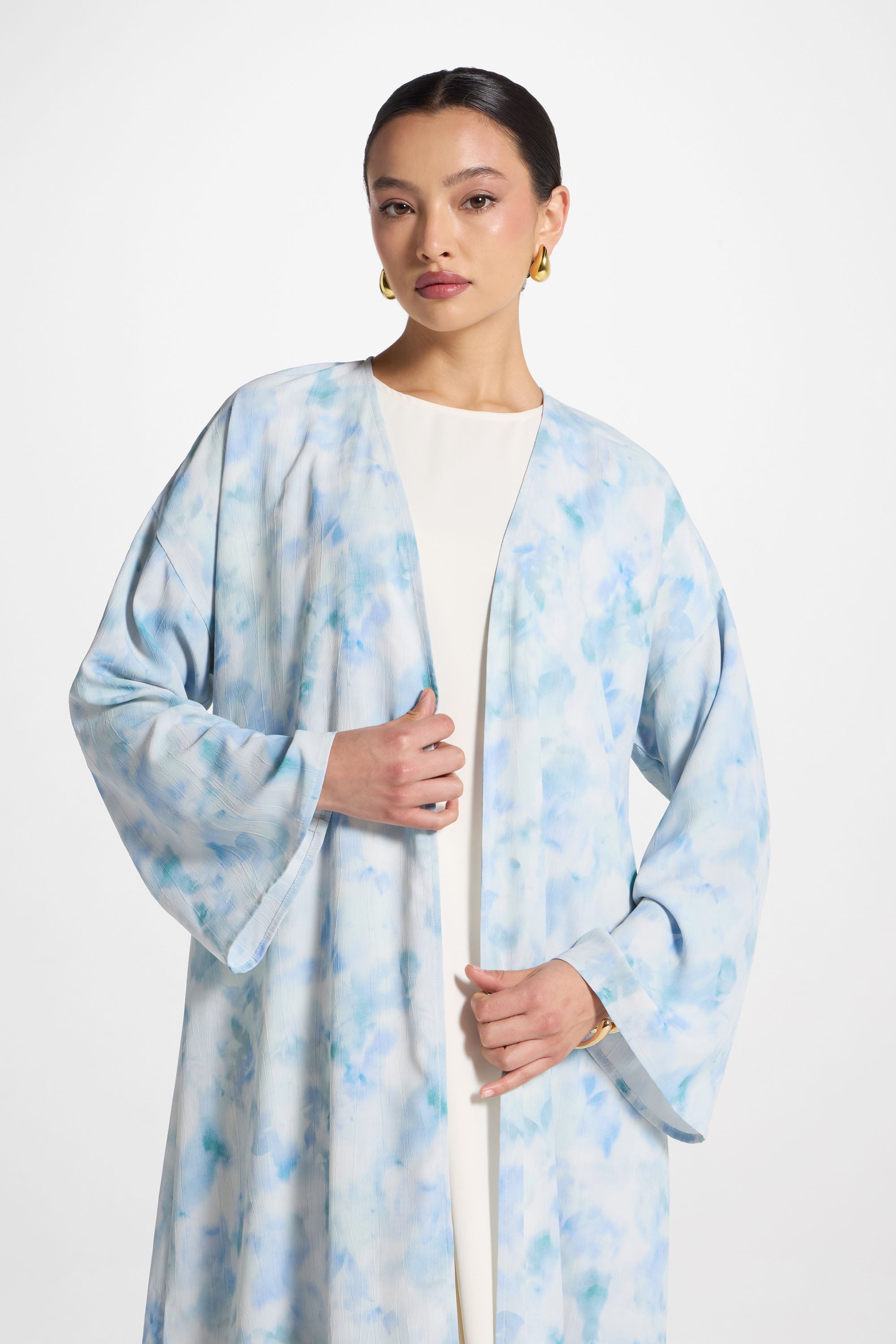 Lujain Printed Open Abaya - Blue Watercolor Dresses Veiled