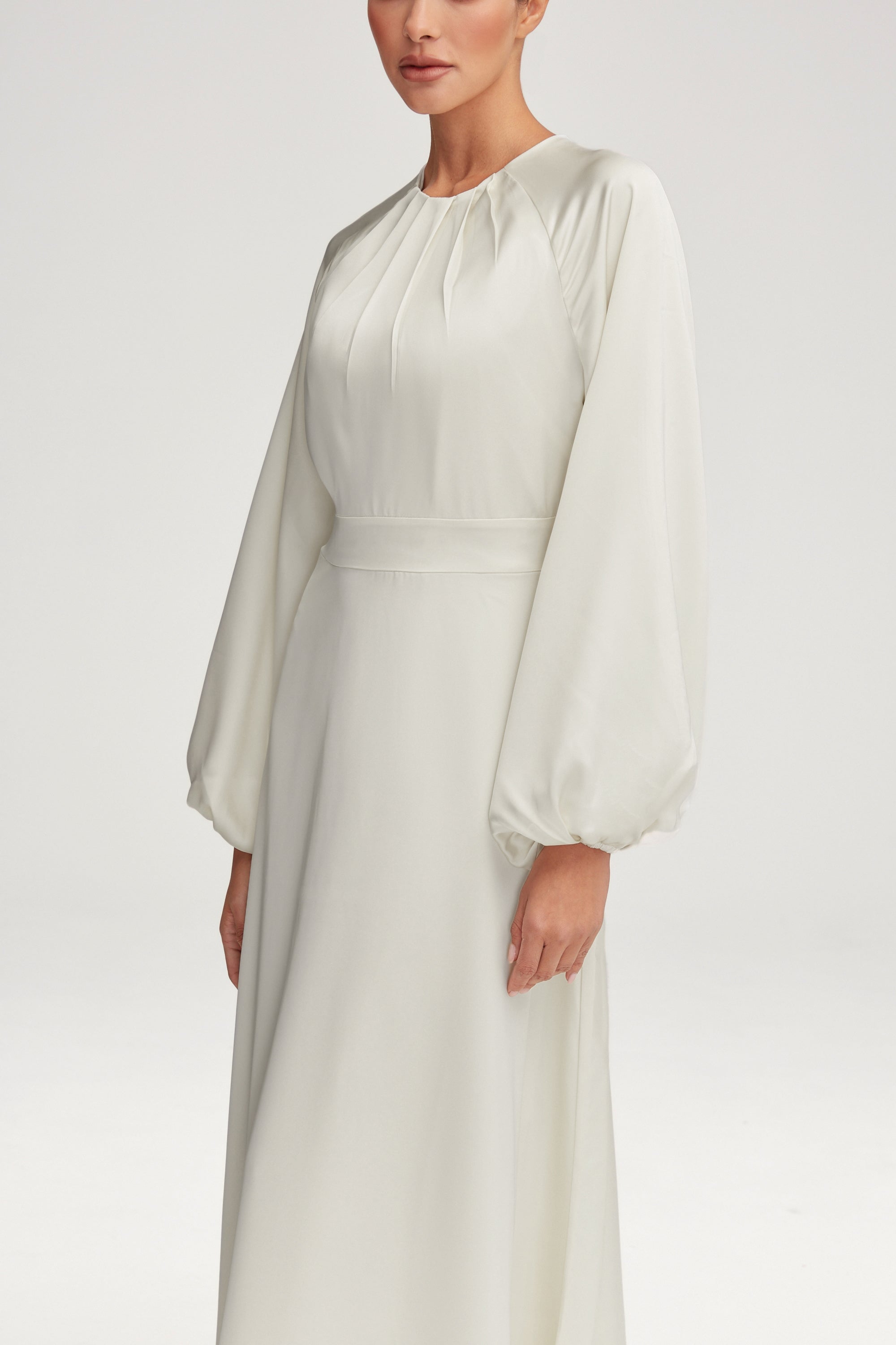 Luna Satin Balloon Sleeve Maxi Dress - White Clothing Veiled 