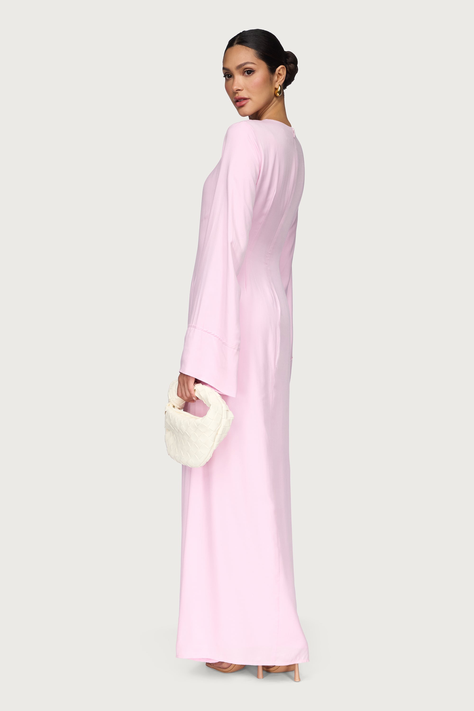 Mais Asymmetric Maxi Dress - Pastel Pink Dresses Veiled