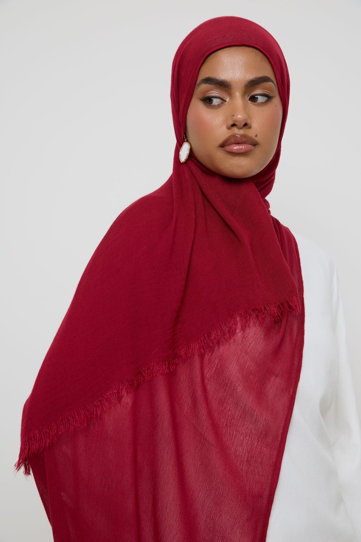 Modal Crinkle Fringe Hijab - Maroon Hijabs Veiled
