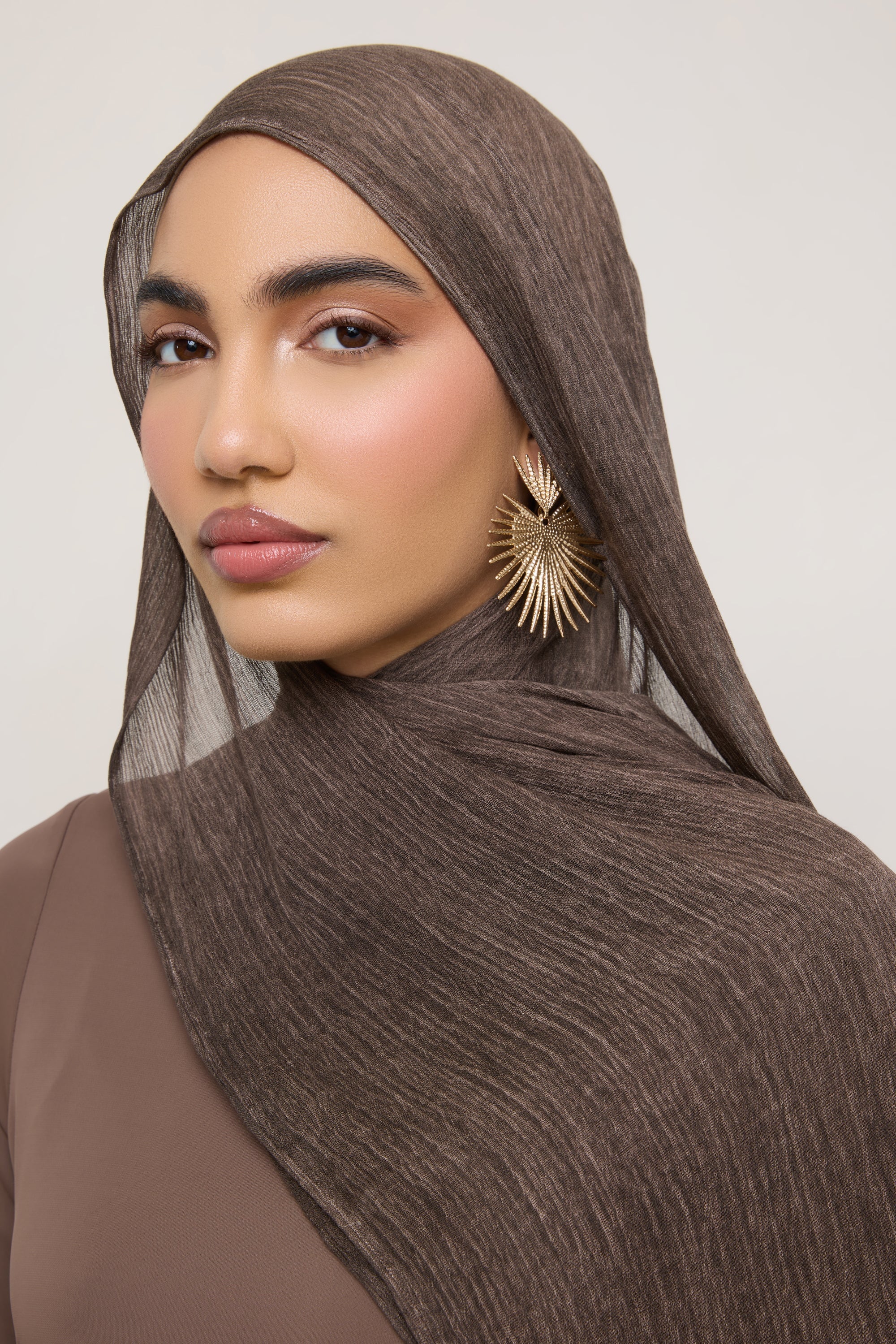 Modal Crinkle Hijab - Dark Truffle Hijabs Veiled