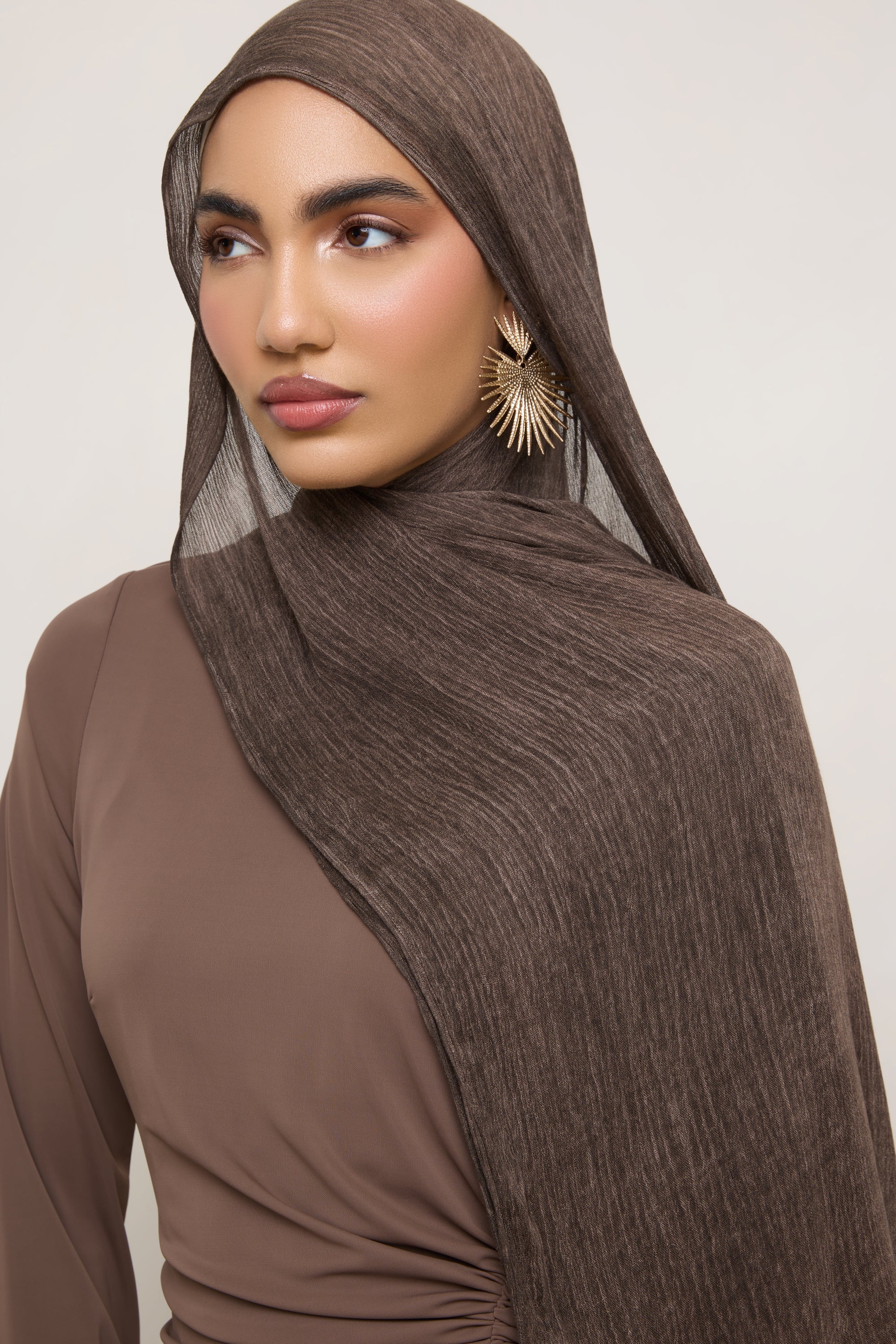 Modal Crinkle Hijab - Dark Truffle Hijabs Veiled