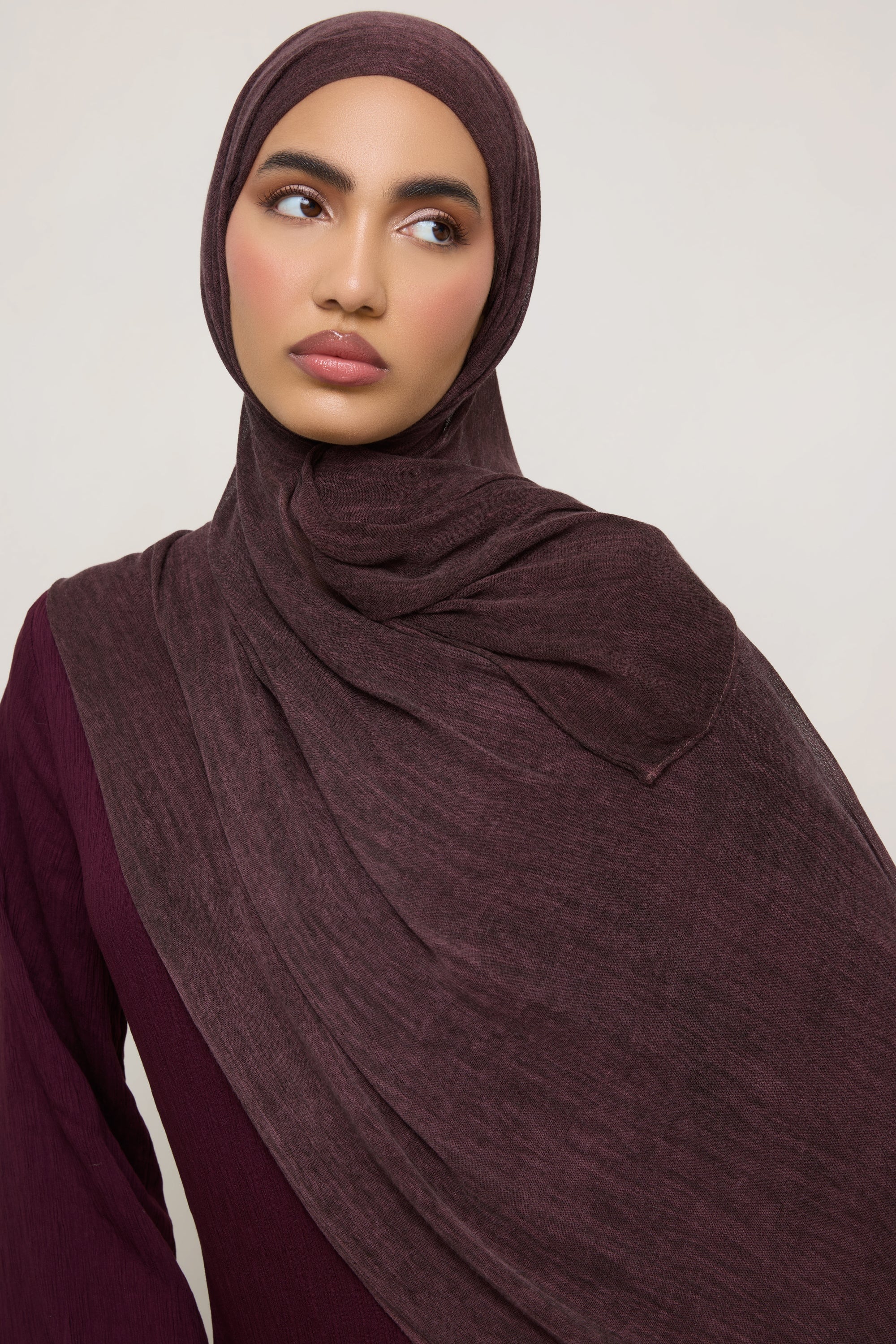 Modal Crinkle Hijab - Grape Hijabs Veiled