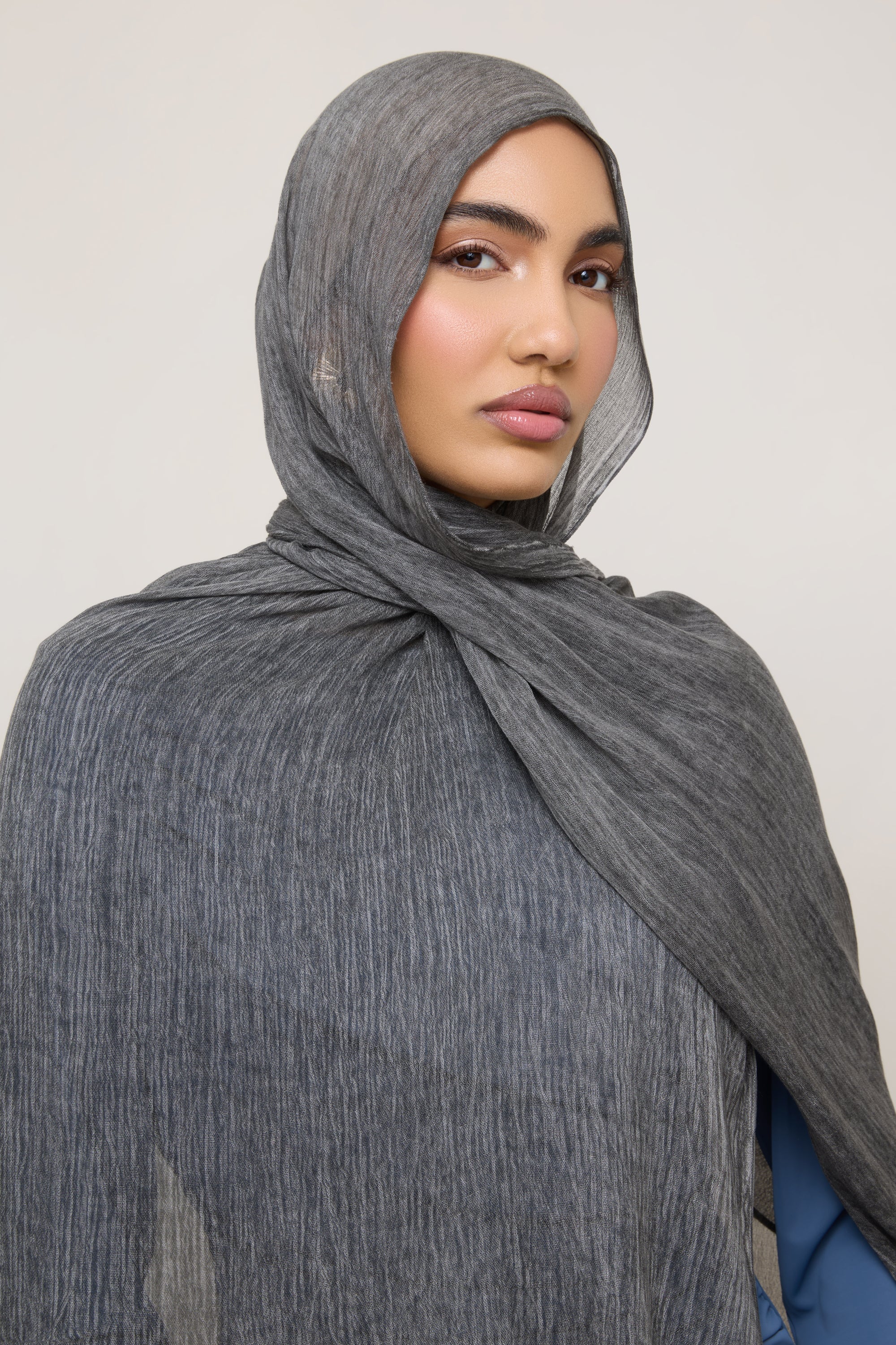 Modal Crinkle Hijab - Graphite Hijabs Veiled