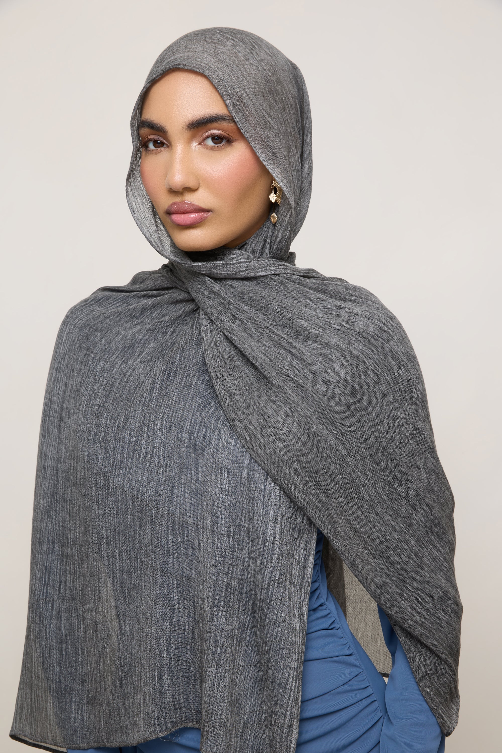 Modal Crinkle Hijab - Graphite Hijabs Veiled