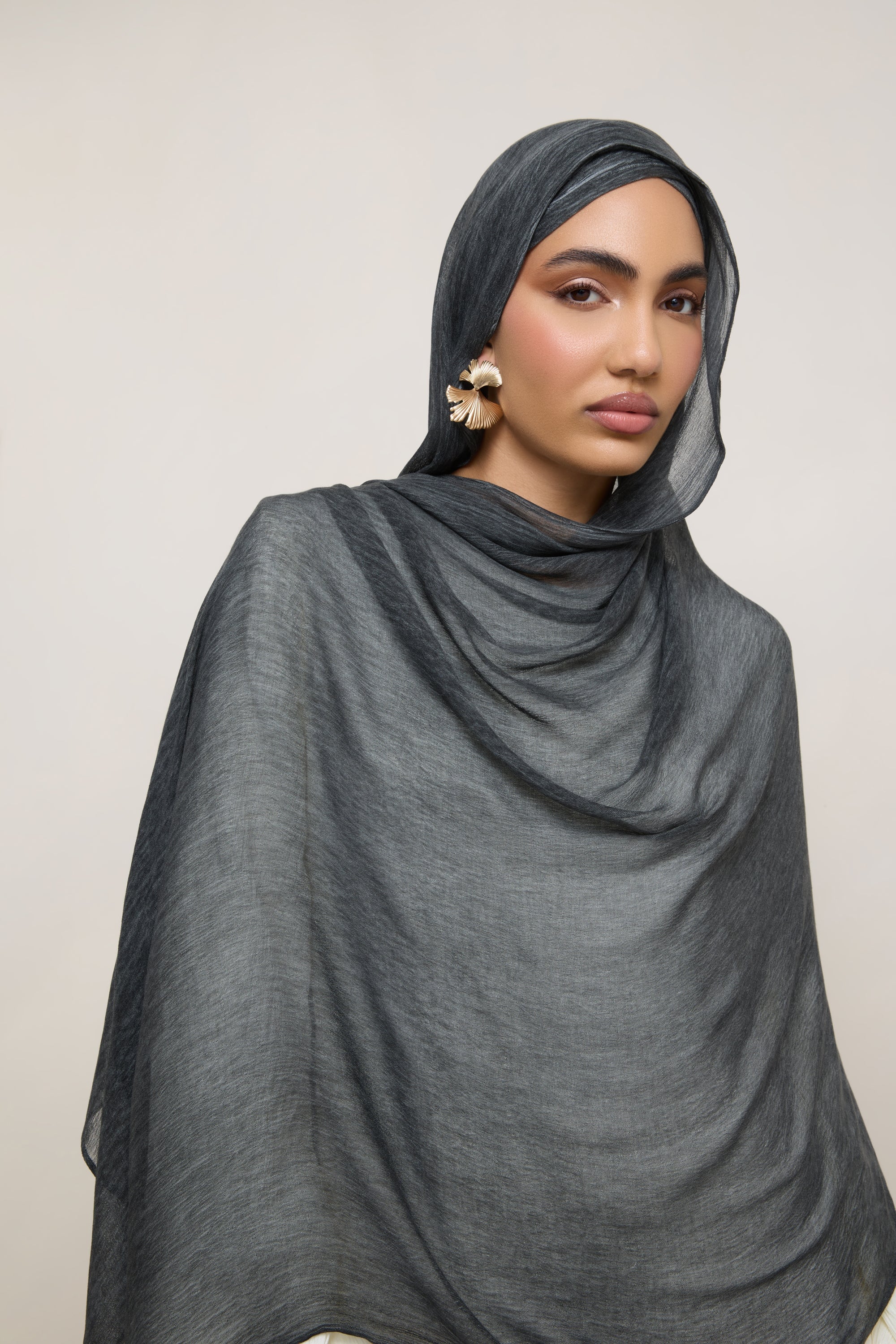 Modal Crinkle Hijab - Jet Hijabs Veiled