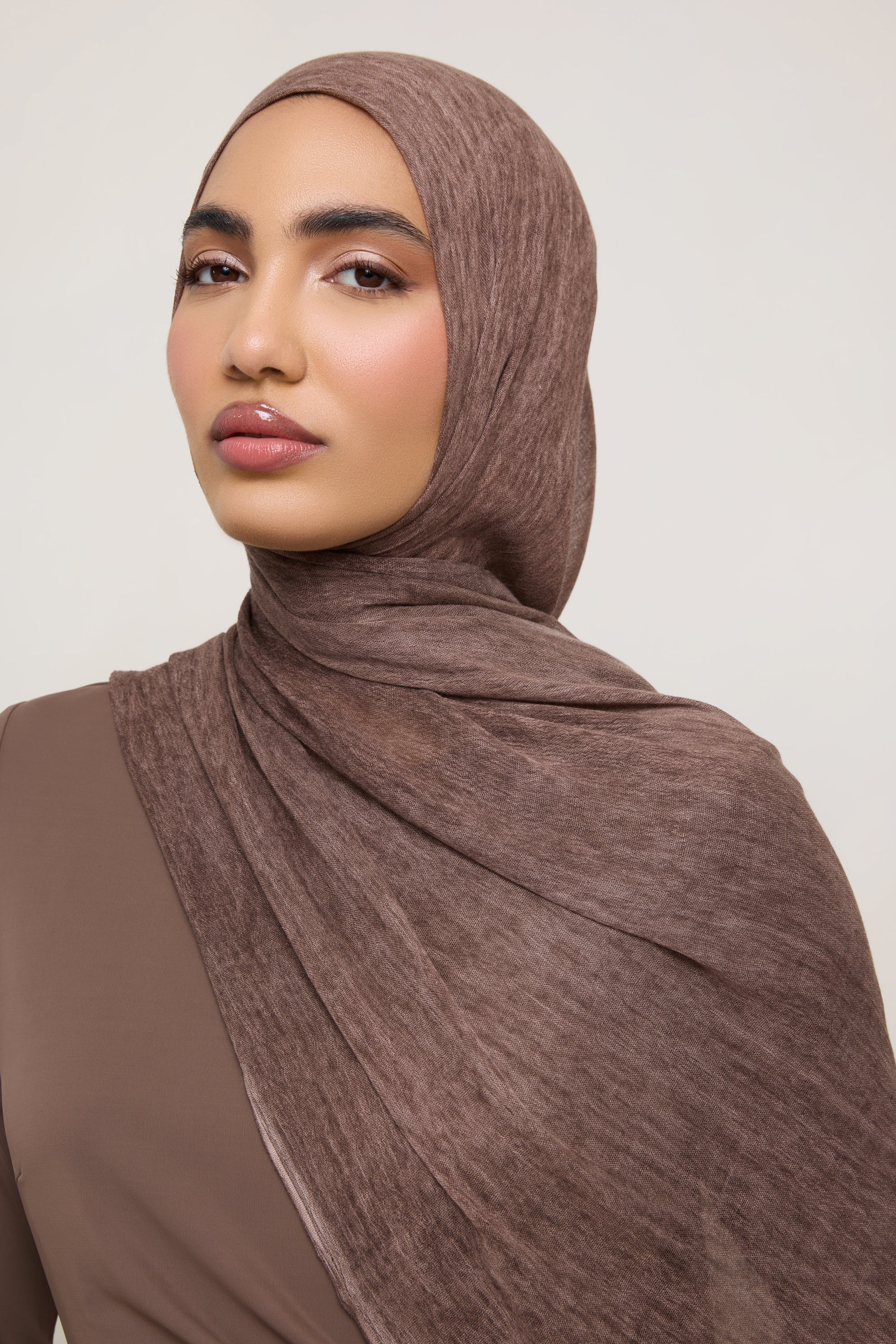 Modal Crinkle Hijab - Mocha Hijabs Veiled