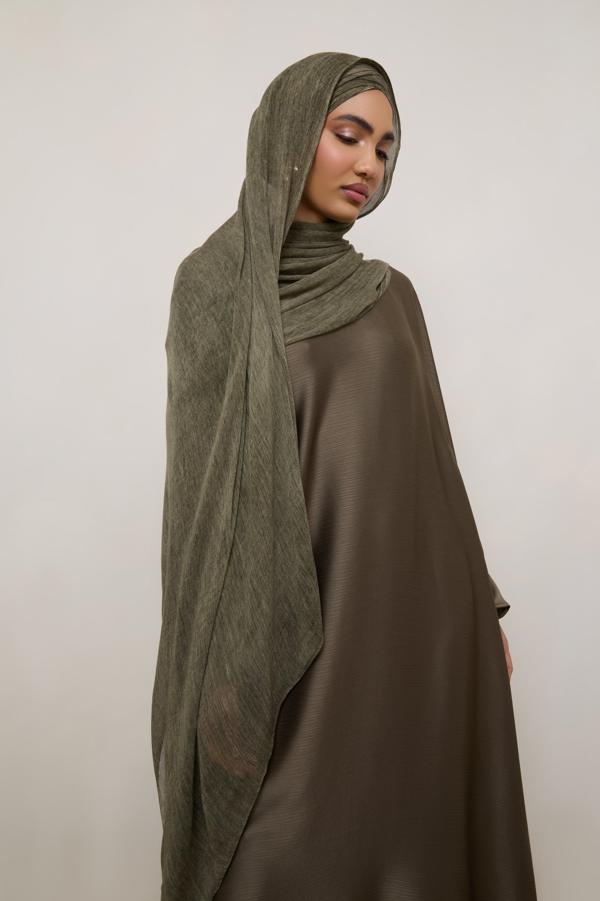 Modal Crinkle Hijab - Thyme Hijabs Veiled