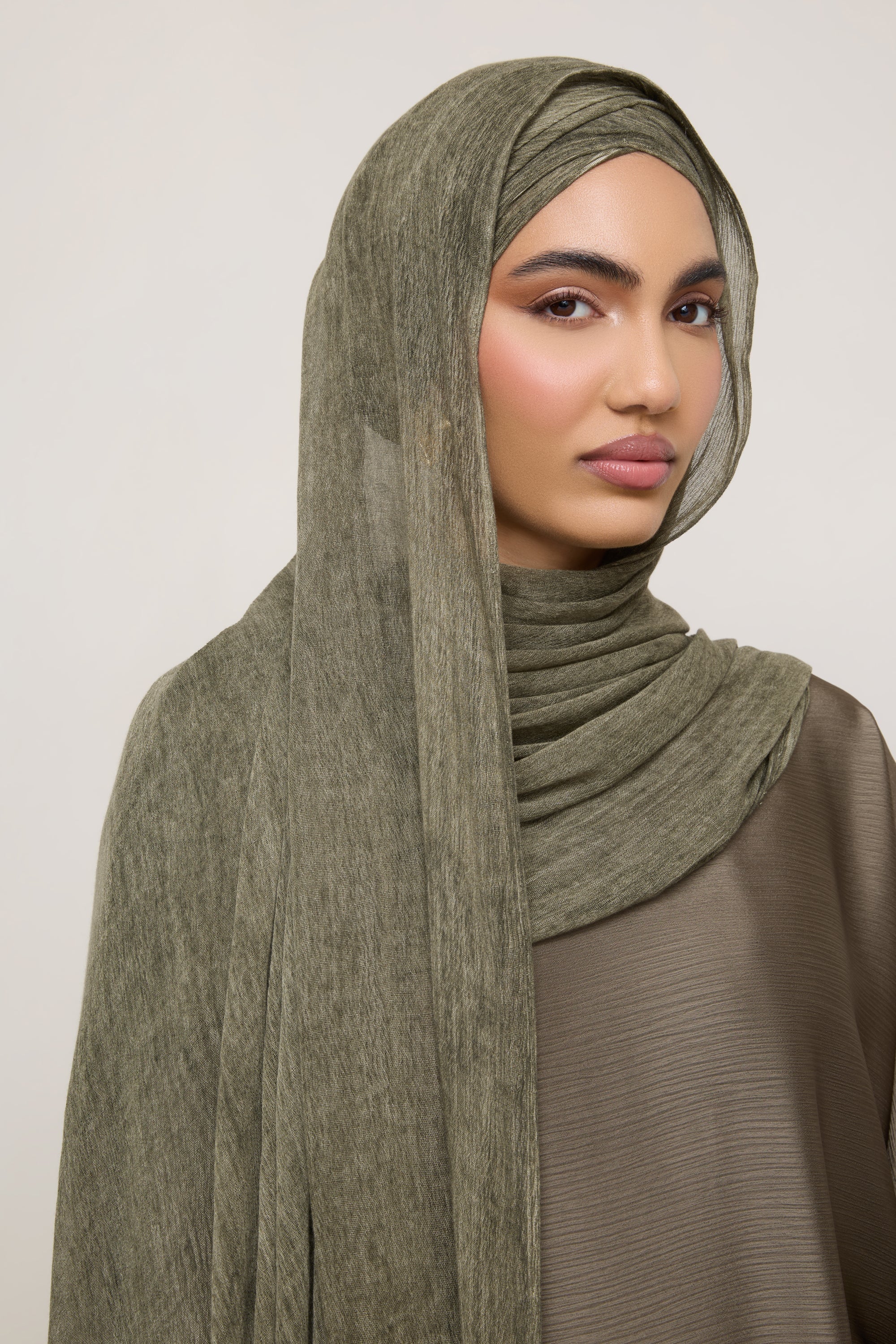 Modal Crinkle Hijab - Thyme Hijabs Veiled