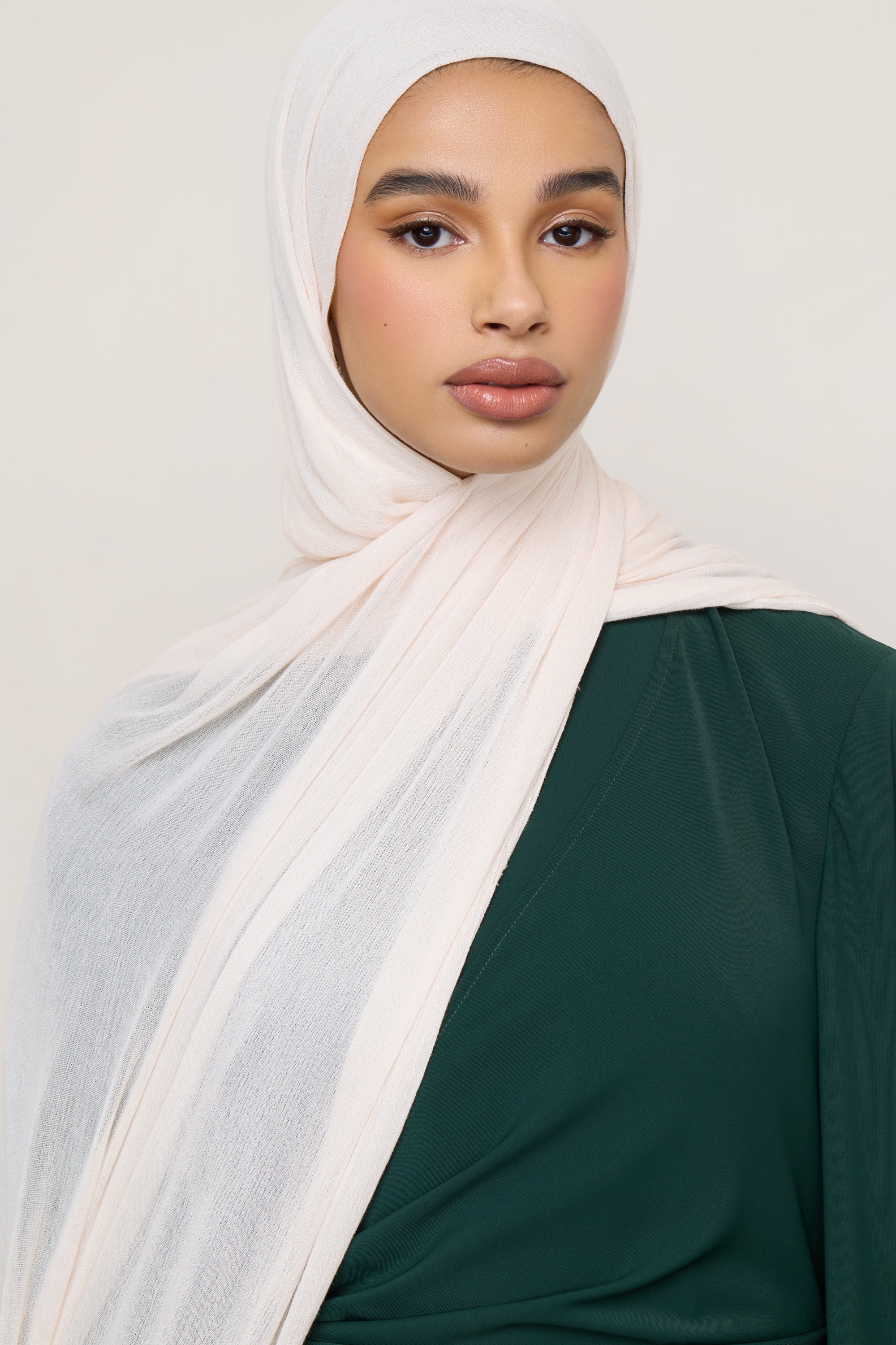 Modal Crinkle Hijab - Vanilla Hijabs Veiled