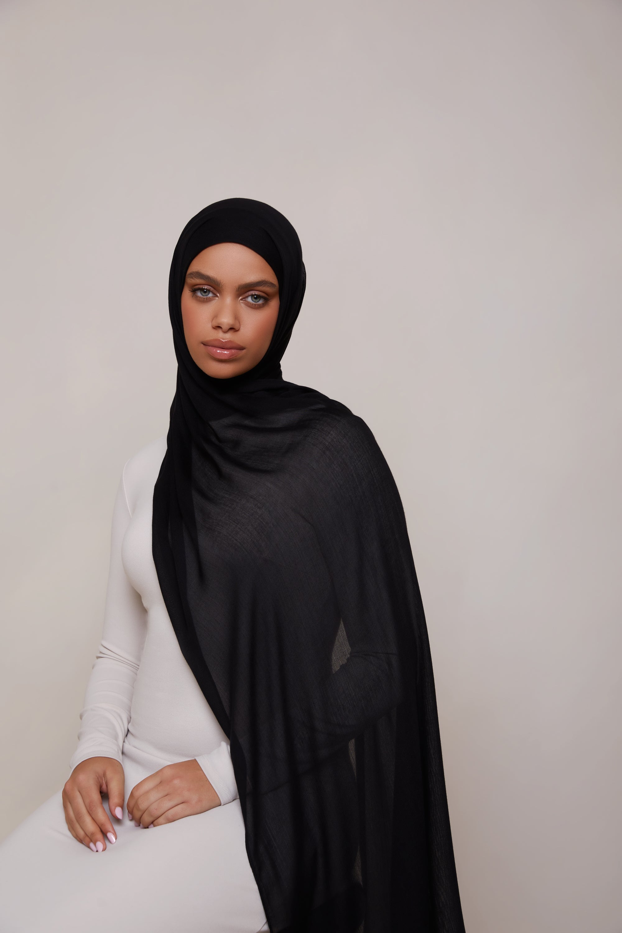 Modal Hijab - Black saigonodysseyhotel 