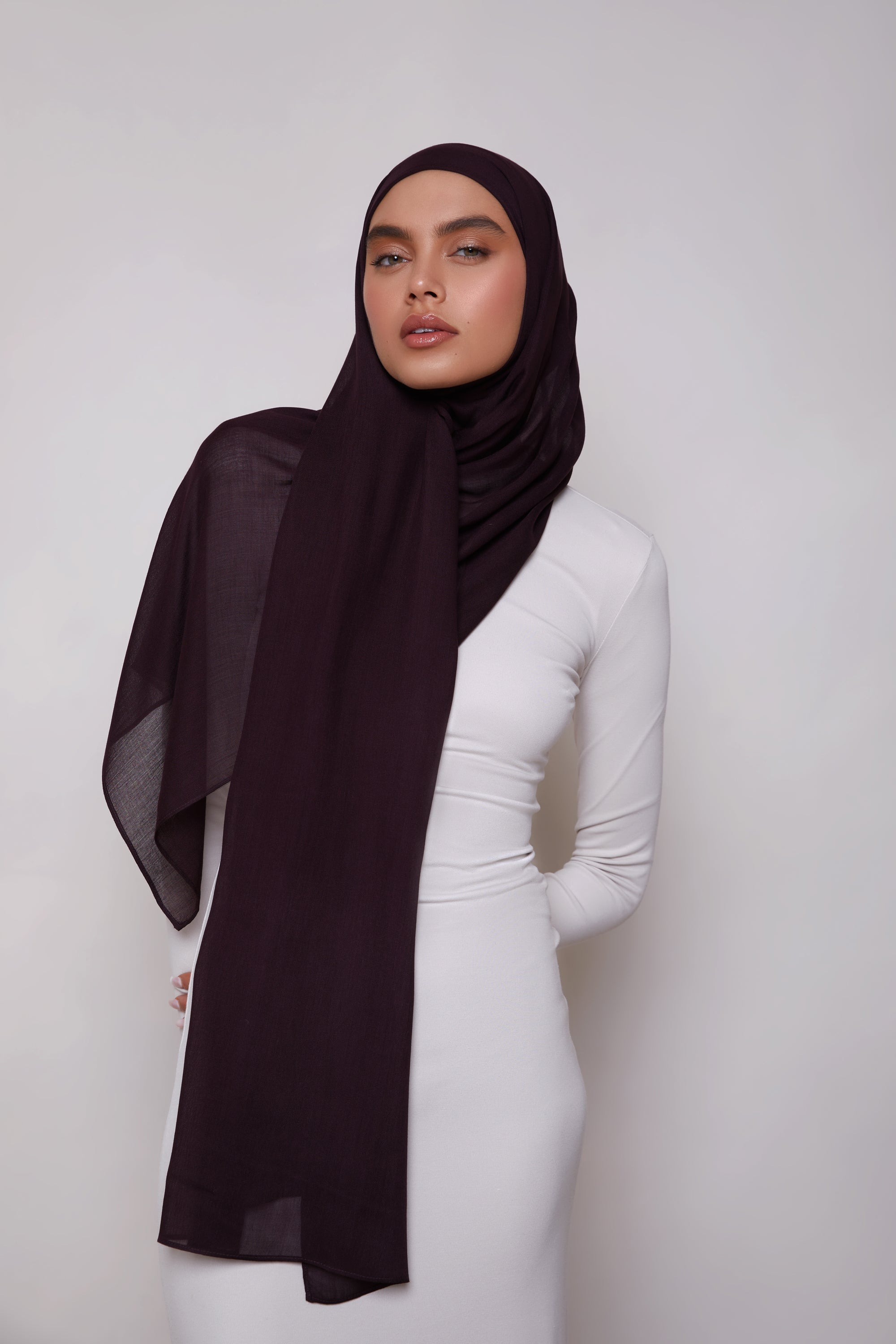 Modal Hijab - Chocolate Plum Veiled 