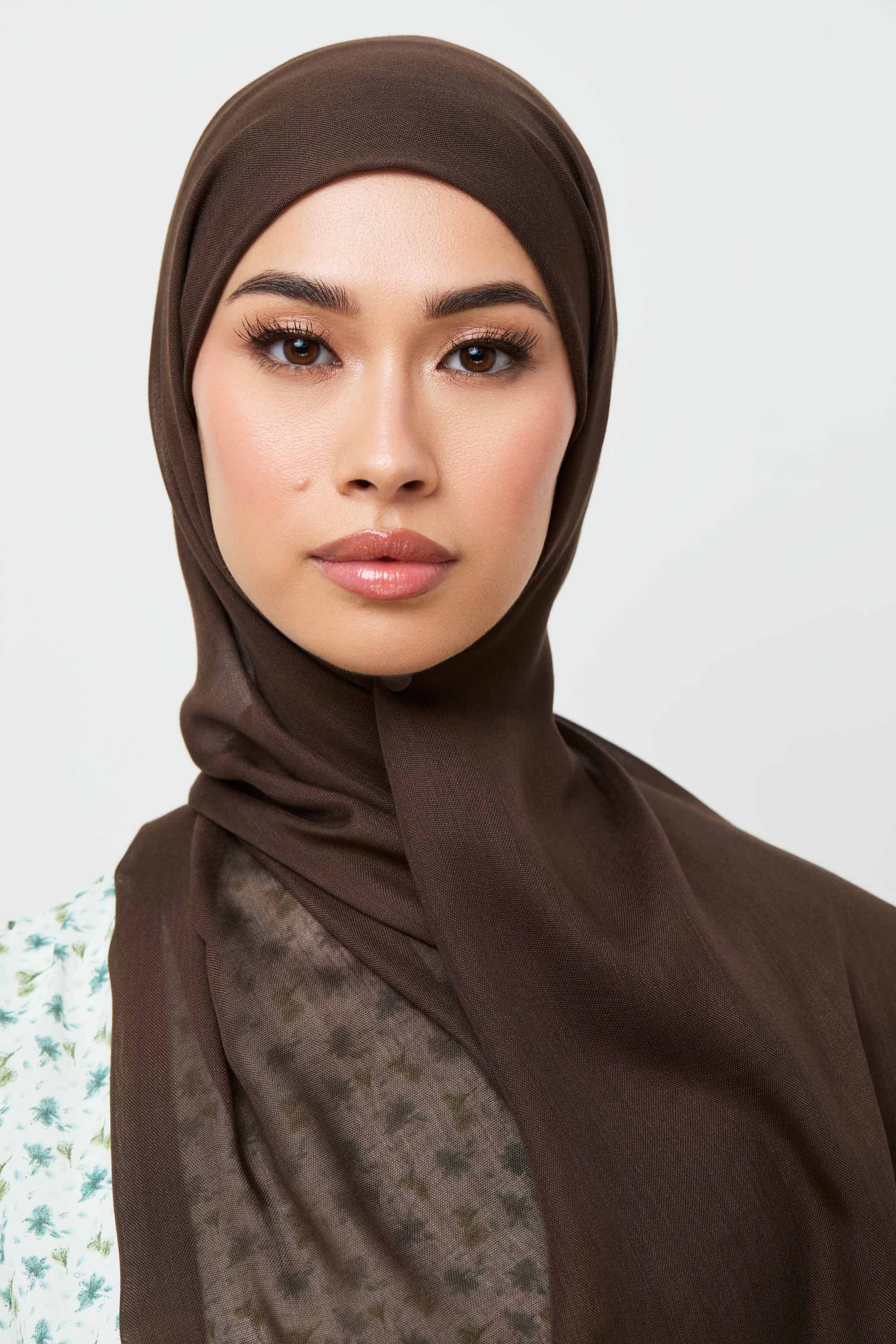 Modal Hijab - Demitasse Veiled