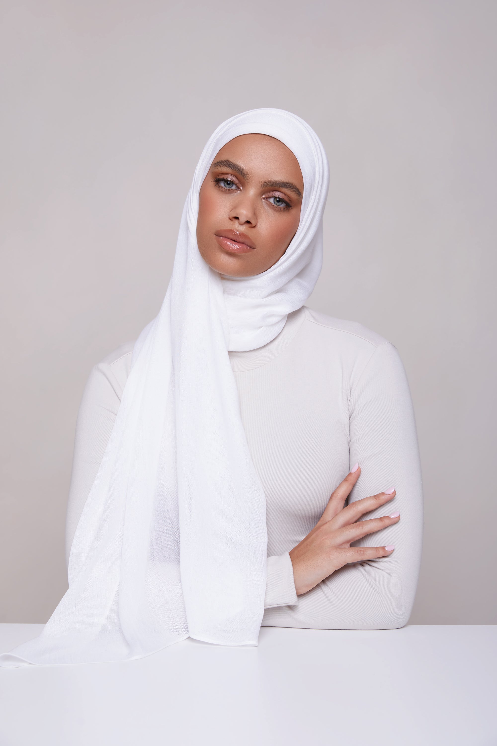 Modal Hijab - White Veiled 
