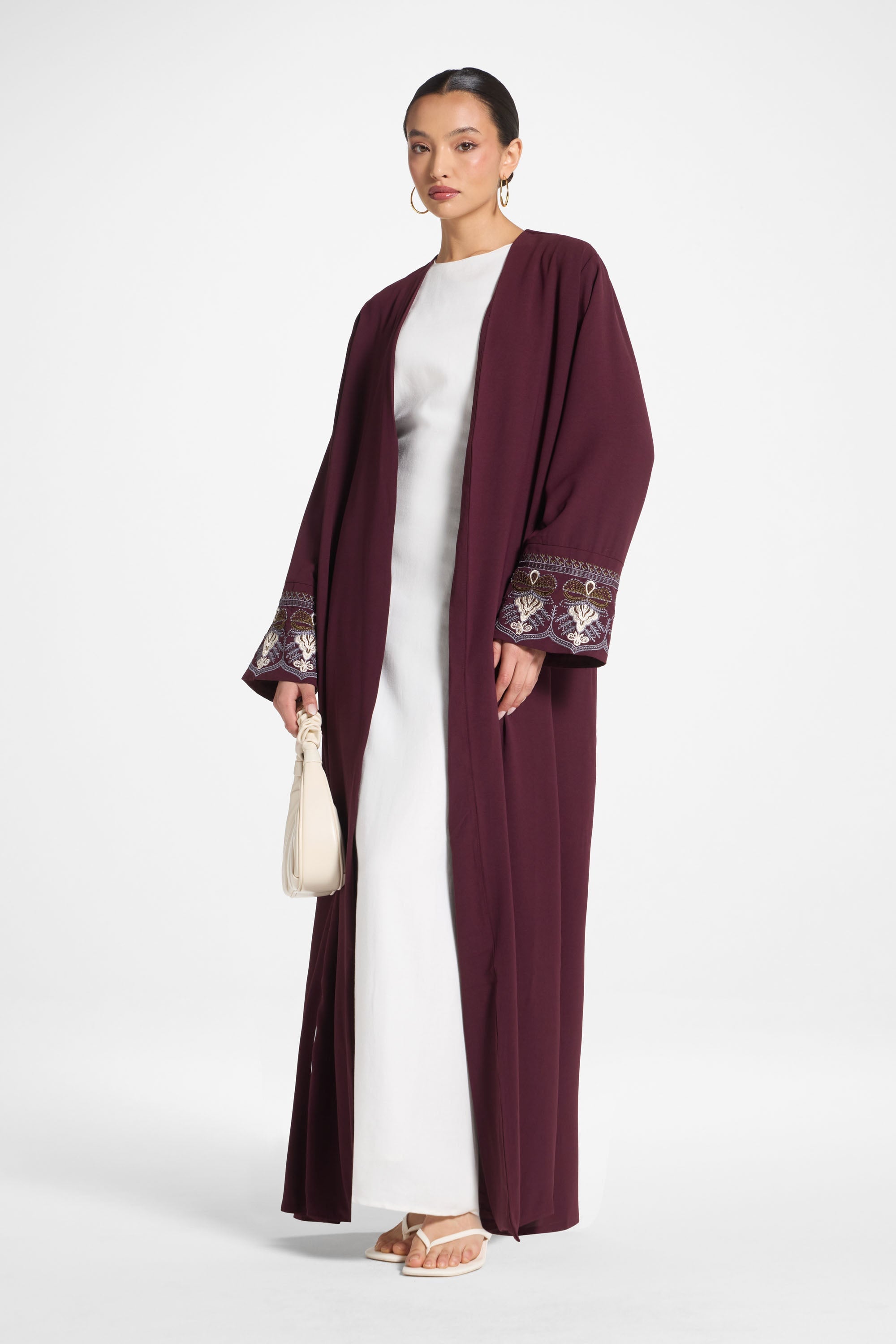 Omaya Embroidered Open Abaya Abayas Veiled