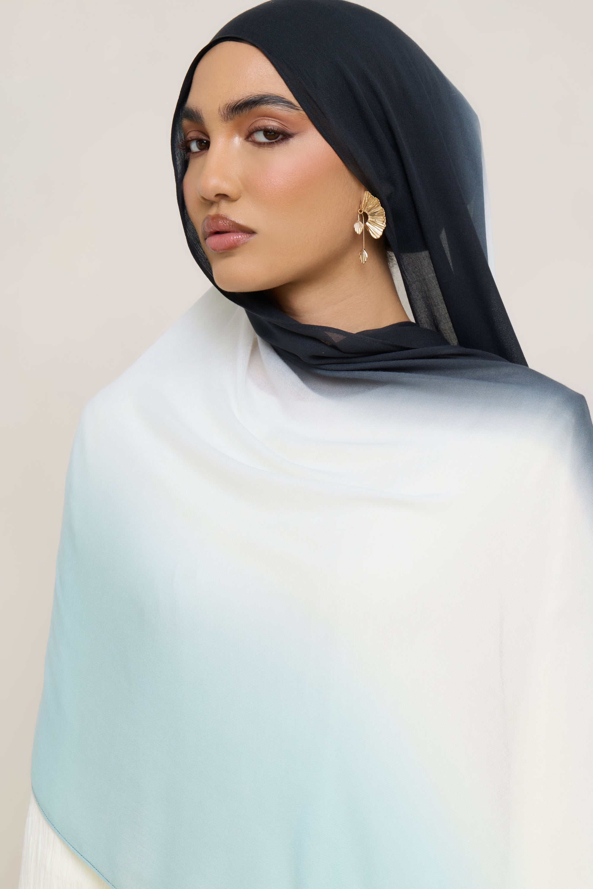 Ombre Modal Hijab - Aquatic Noir Hijabs Veiled
