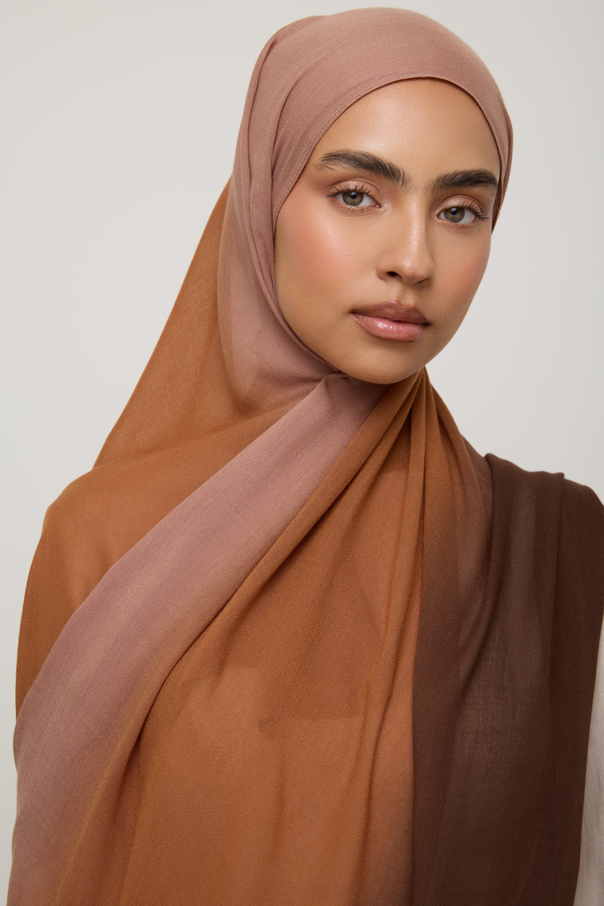 Ombre Modal Hijab - Chocolate Hijab Veiled