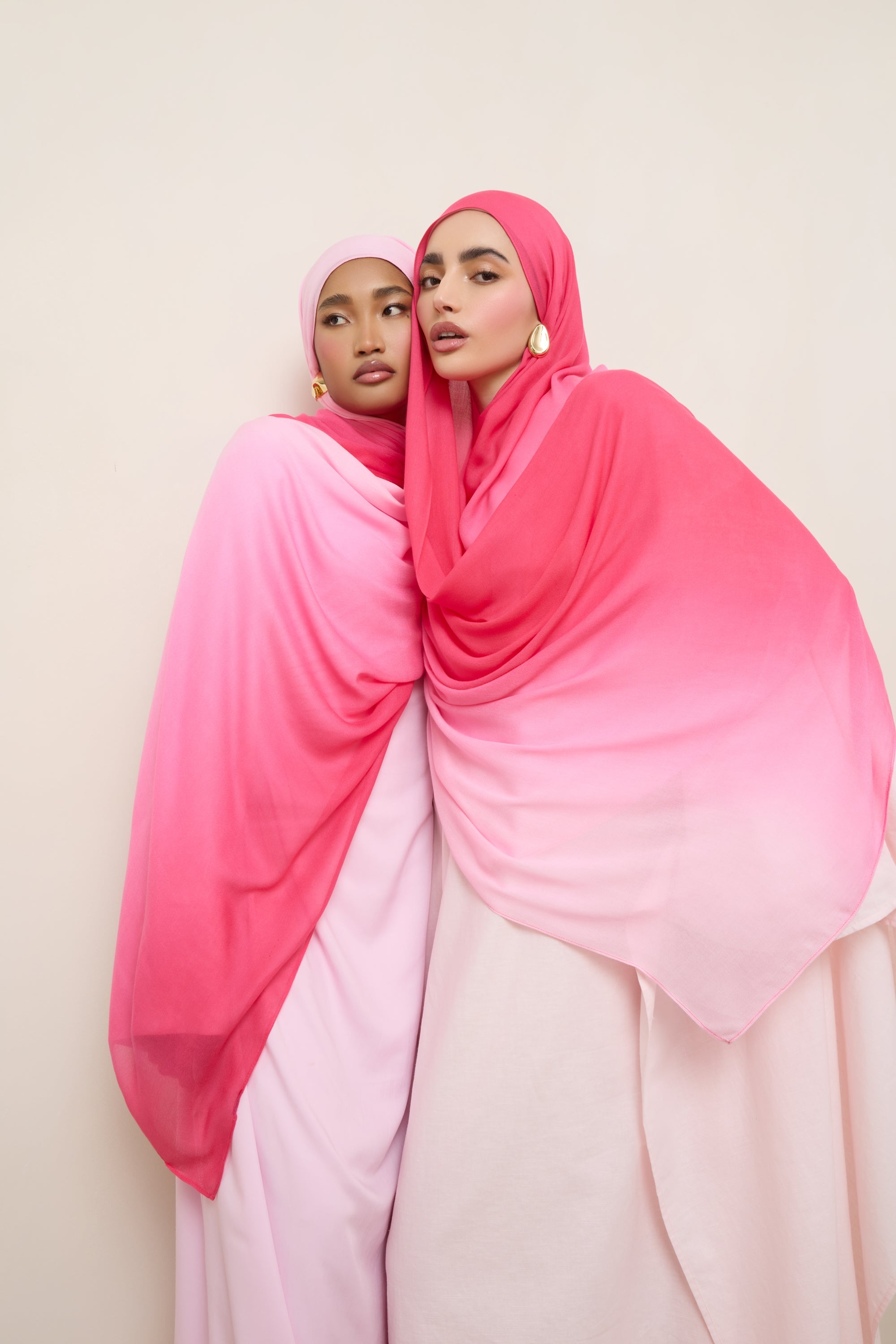 Ombre Modal Hijab - Coral Hijabs Veiled