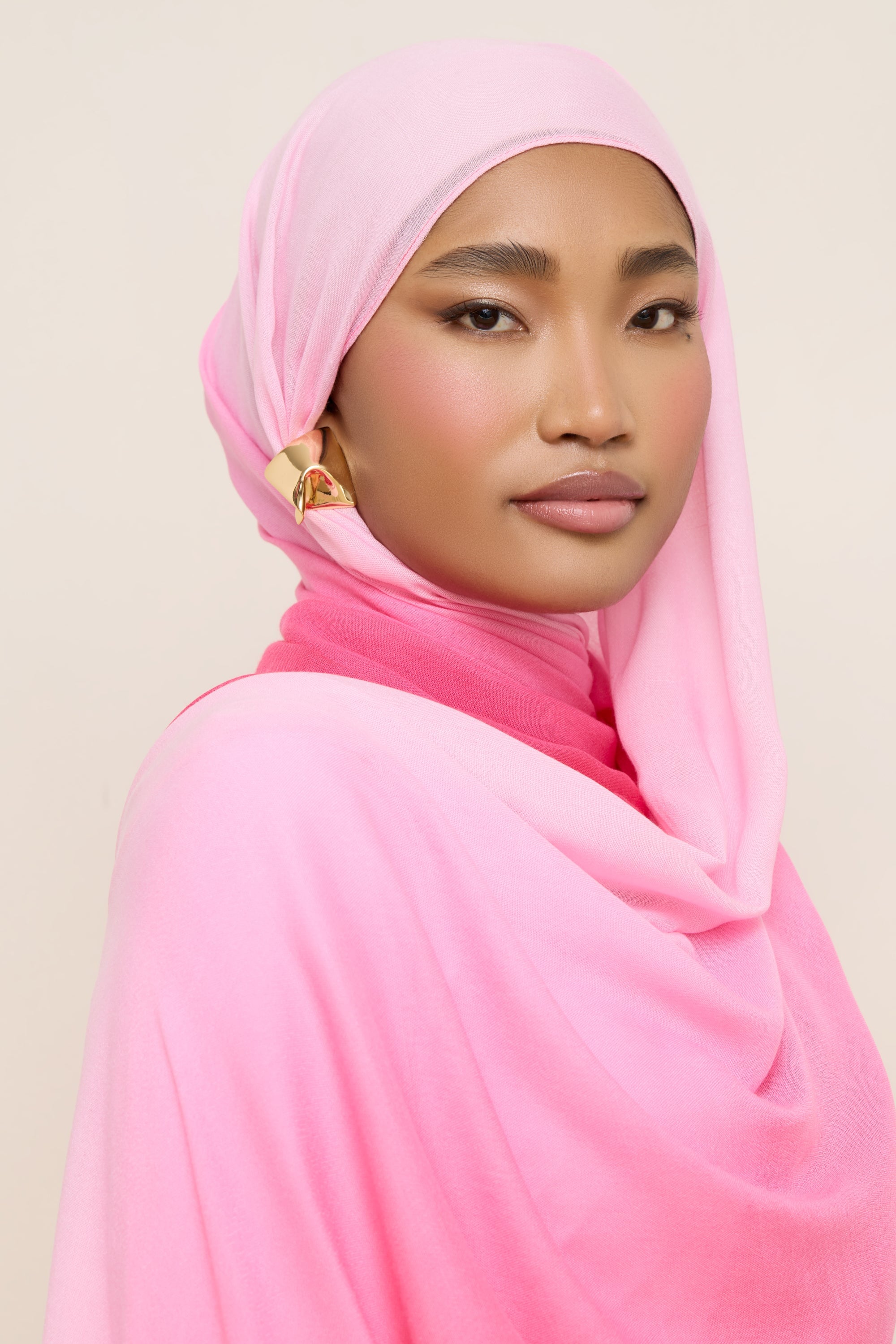Ombre Modal Hijab - Coral Hijabs Veiled