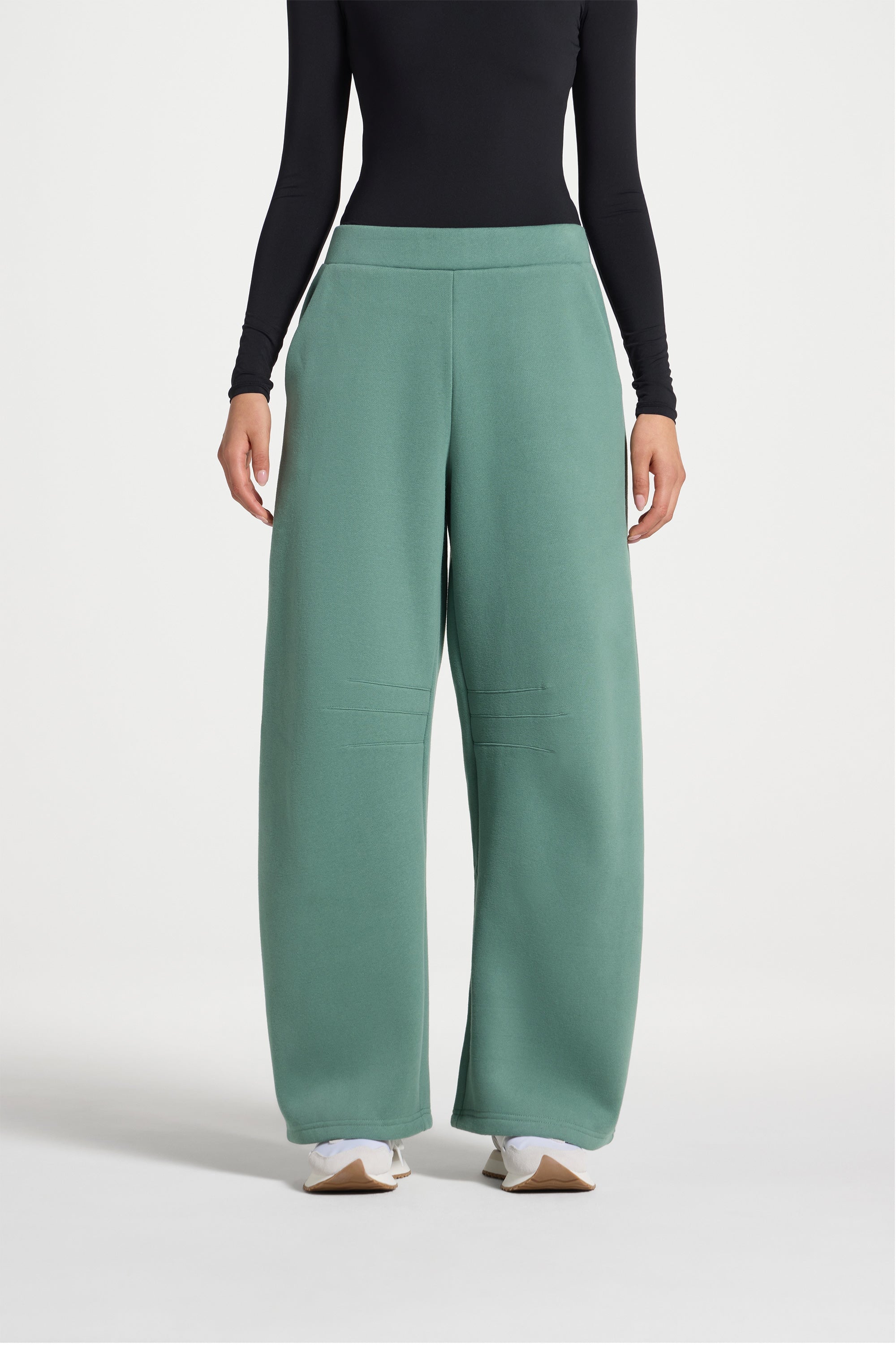 Pleated Lounge Top & Pants Set - Retro Green Abayas Veiled