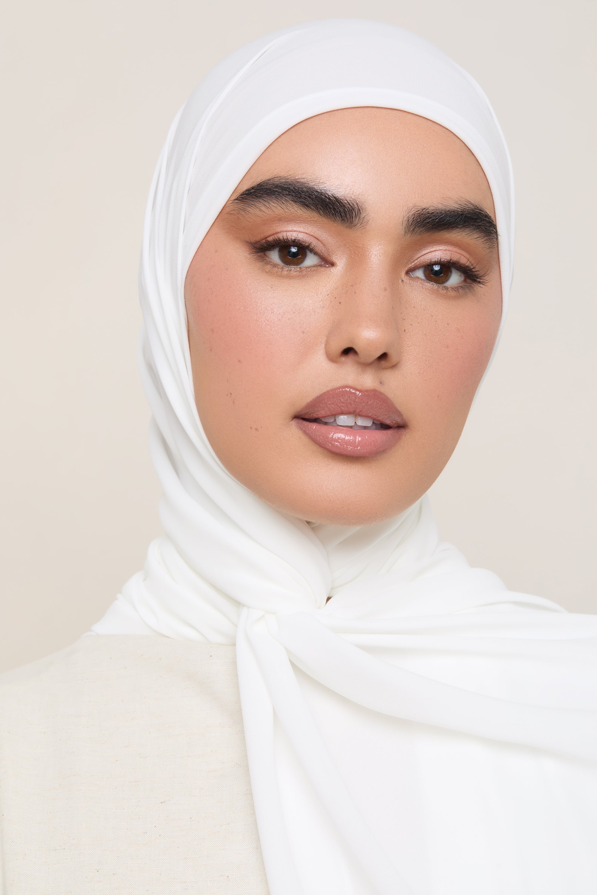 Premium Chiffon Hijab - White Hijabs Veiled