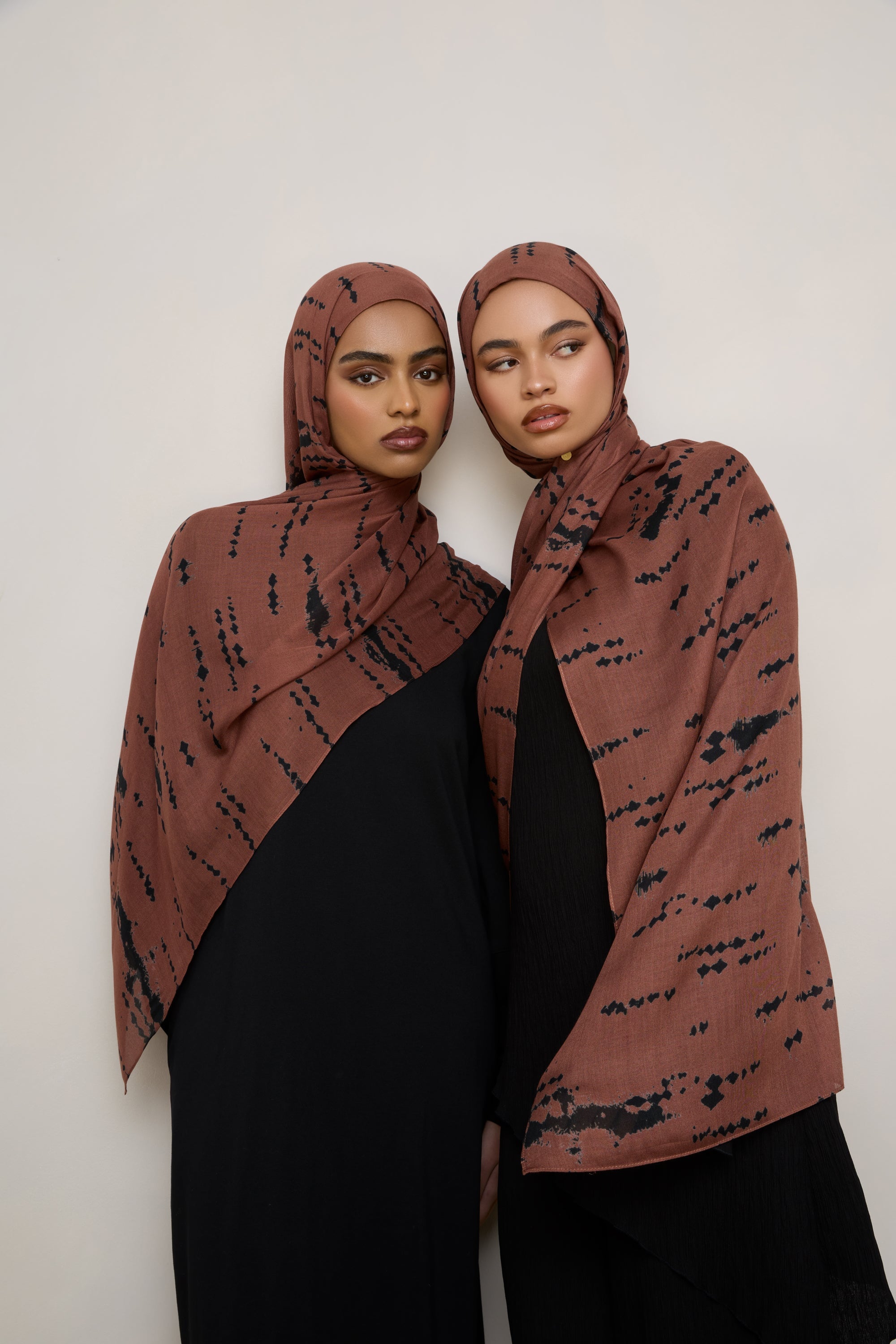 Printed Modal Hijab - Noir Speckles Hijabs Veiled
