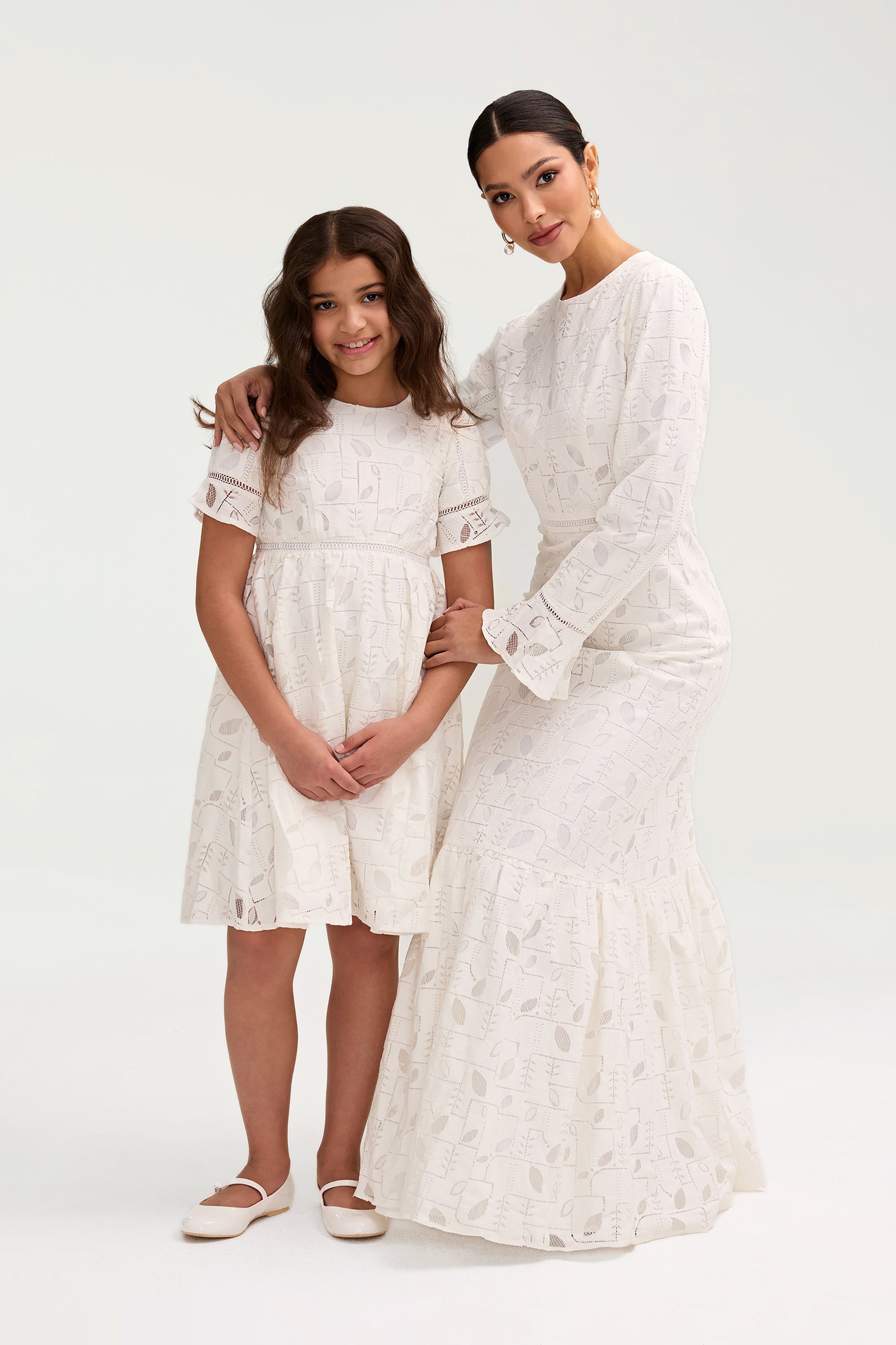 Rayaa White Lace Dress (Girls) Clothing Veiled