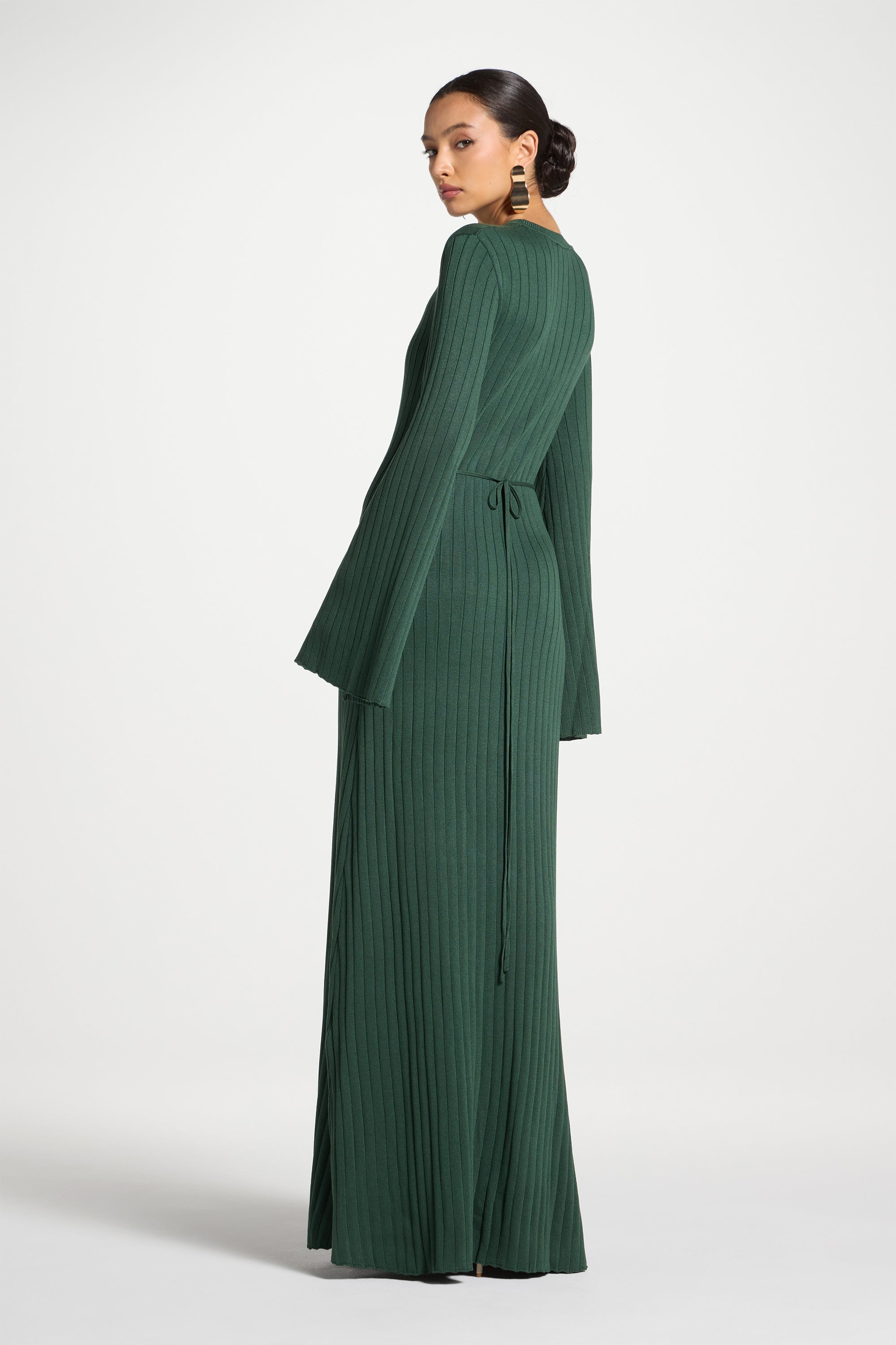 Ribbed Knit Maxi Dress - Retro Green Abayas Veiled